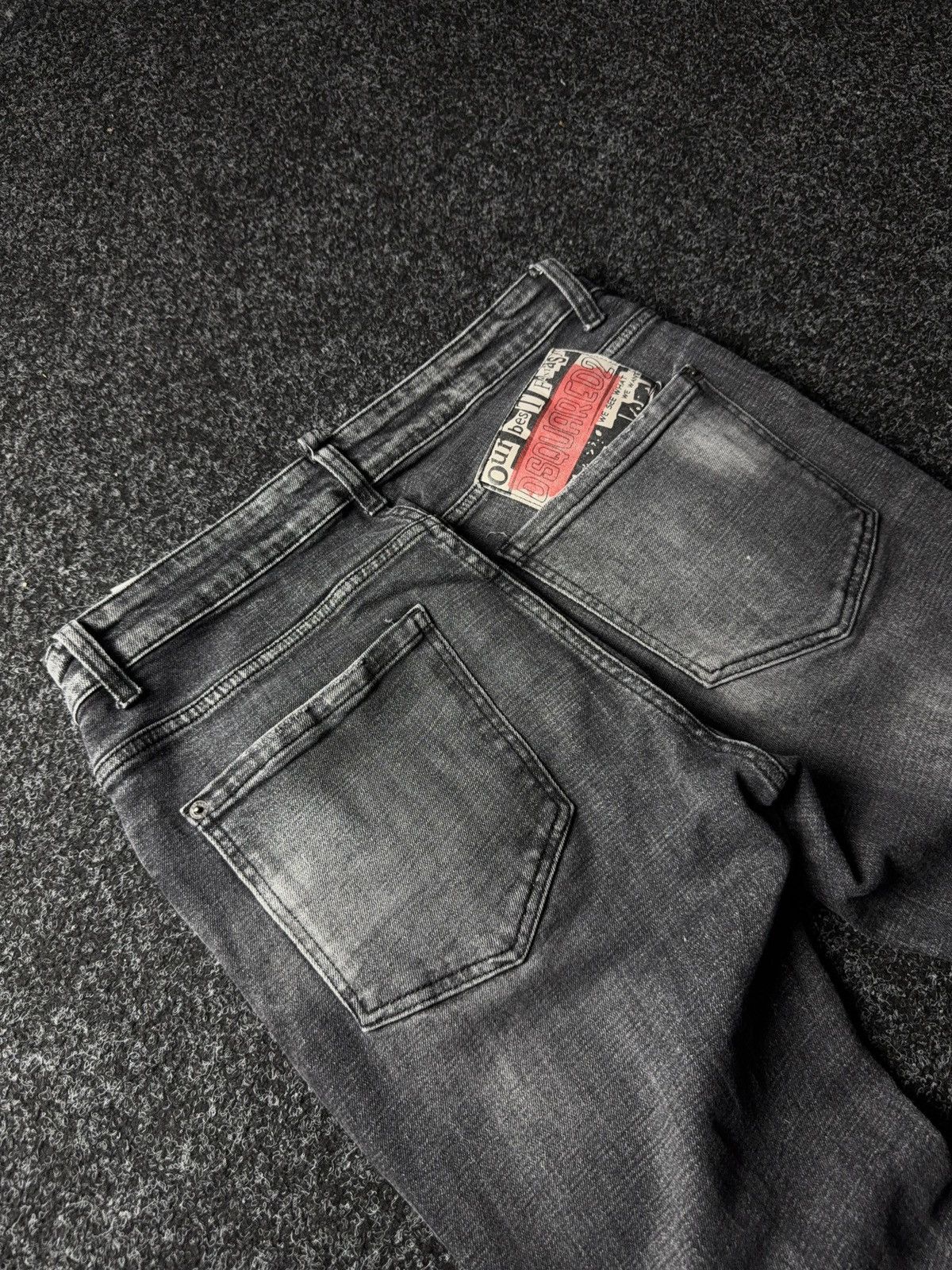 Dsquared2 Luxury Dsquared2 Distressed Gray Denim Jeans Made in Italy Size US 32 / EU 48 - 16 Thumbnail