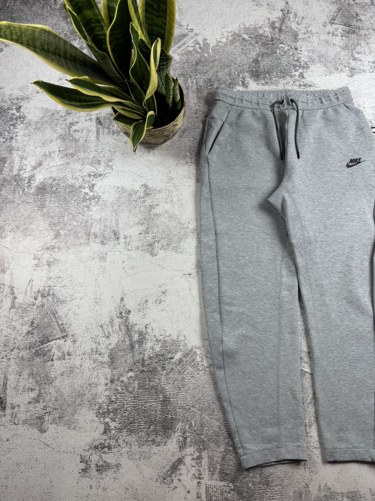Nike Nike Tech Fleece Medium Relaxed Sweat Pants Trousers Activewear Drill Sport Size US 34 / EU 50 - 2 Thumbnail