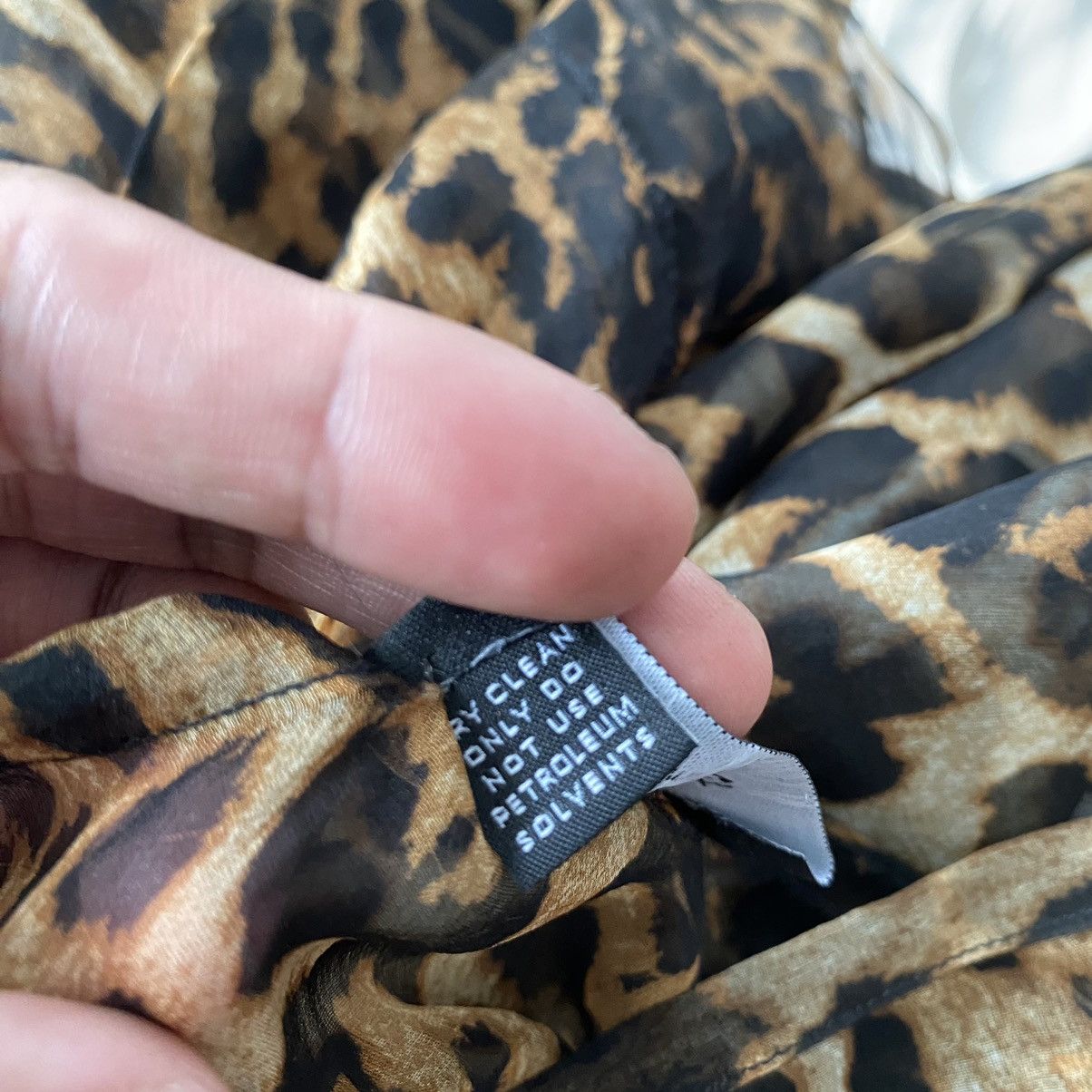 Yves Saint Laurent SS2002 Yves Saint Laurent leopard-print Silk Kaftan Size ONE SIZE - 10 Thumbnail