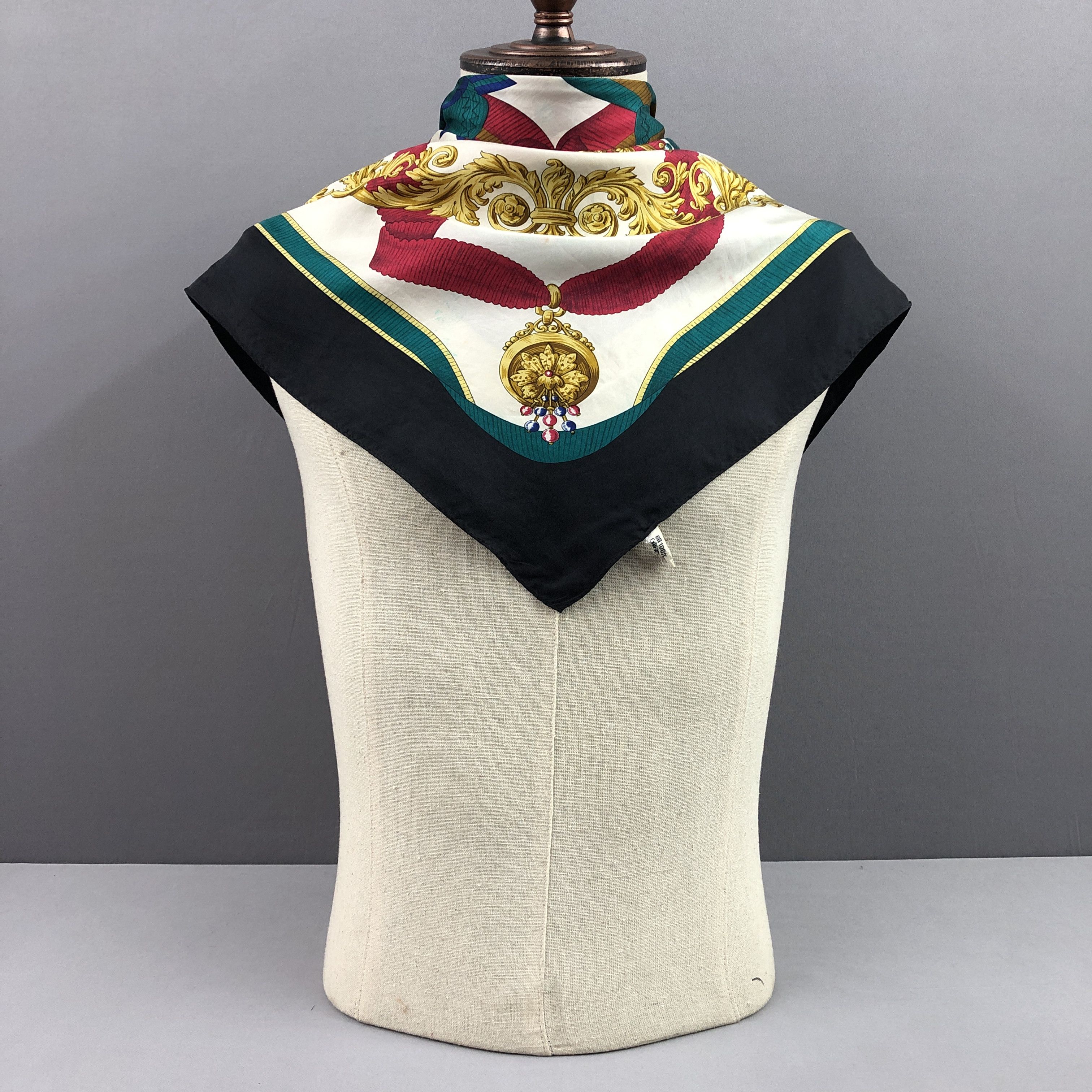 Other Vintage Luxury SILK Scarf Twill Stole Wraps Scarves Size ONE SIZE - 3 Thumbnail