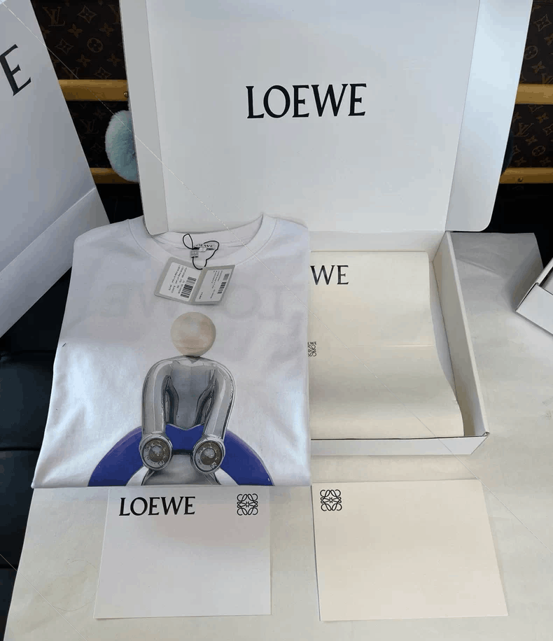 Loewe LOEWE Short sleeve T-shirt Size M / US 6-8 / IT 42-44 - 5 Thumbnail