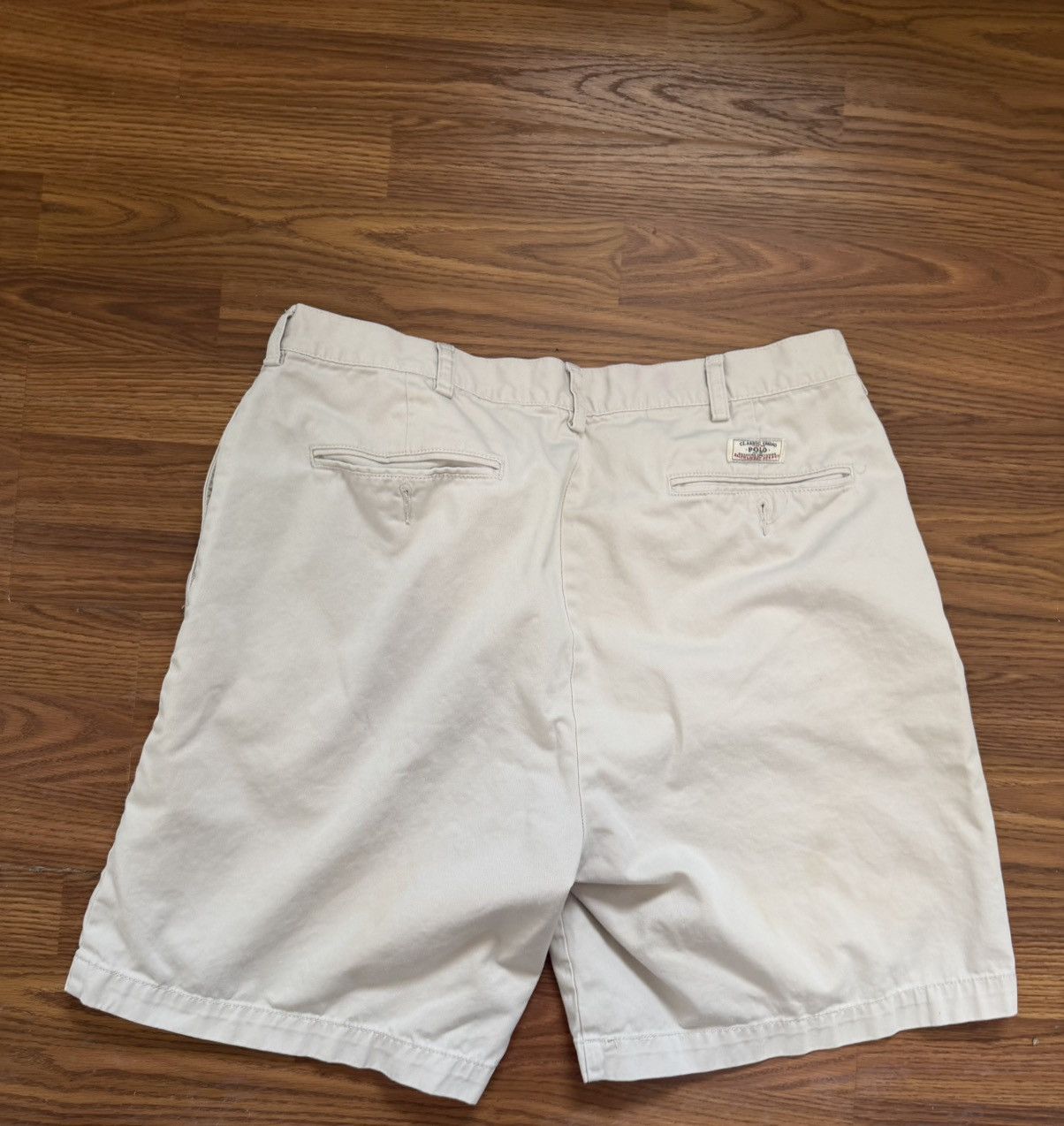 Polo Ralph Lauren Polo Ralph Lauren Tyler pleated chino shorts khaki Size 38. Size US 38 / EU 54 - 2 Thumbnail