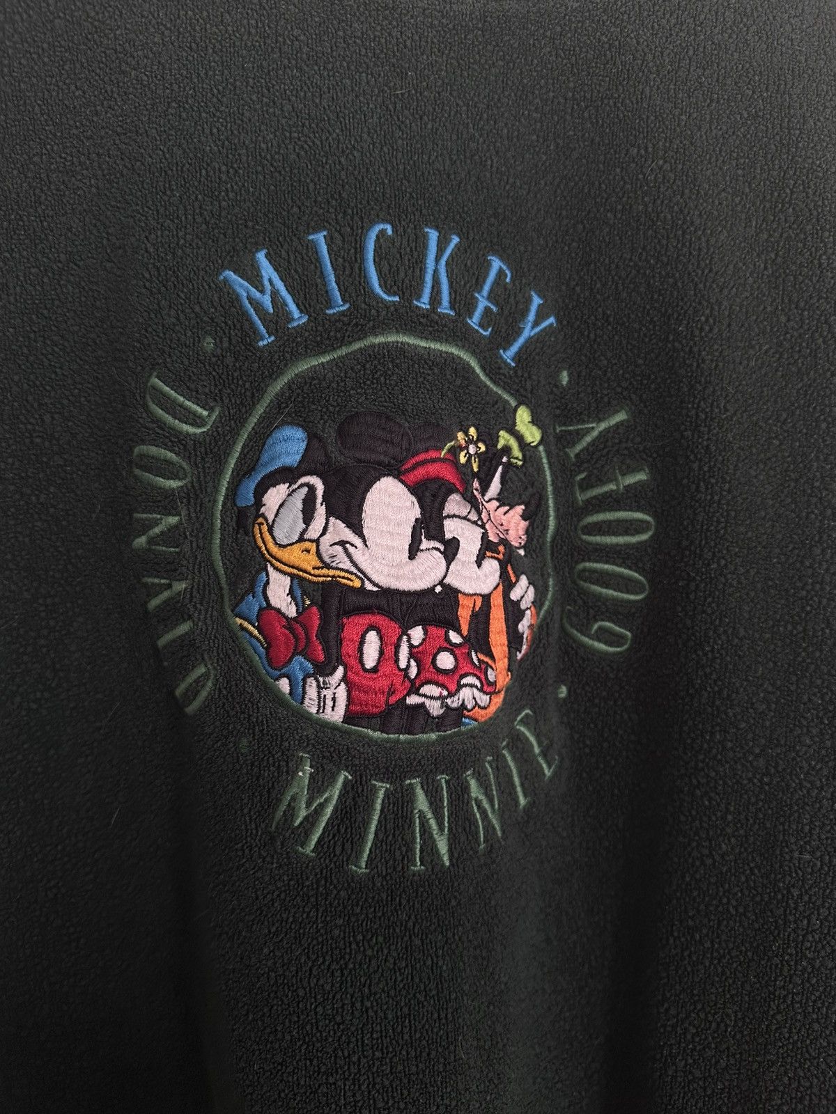 Disney VINTAGE DISNEY EMBROIDERED FLEECE CREWNECK Size US XL / EU 56 / 4 - 2 Thumbnail