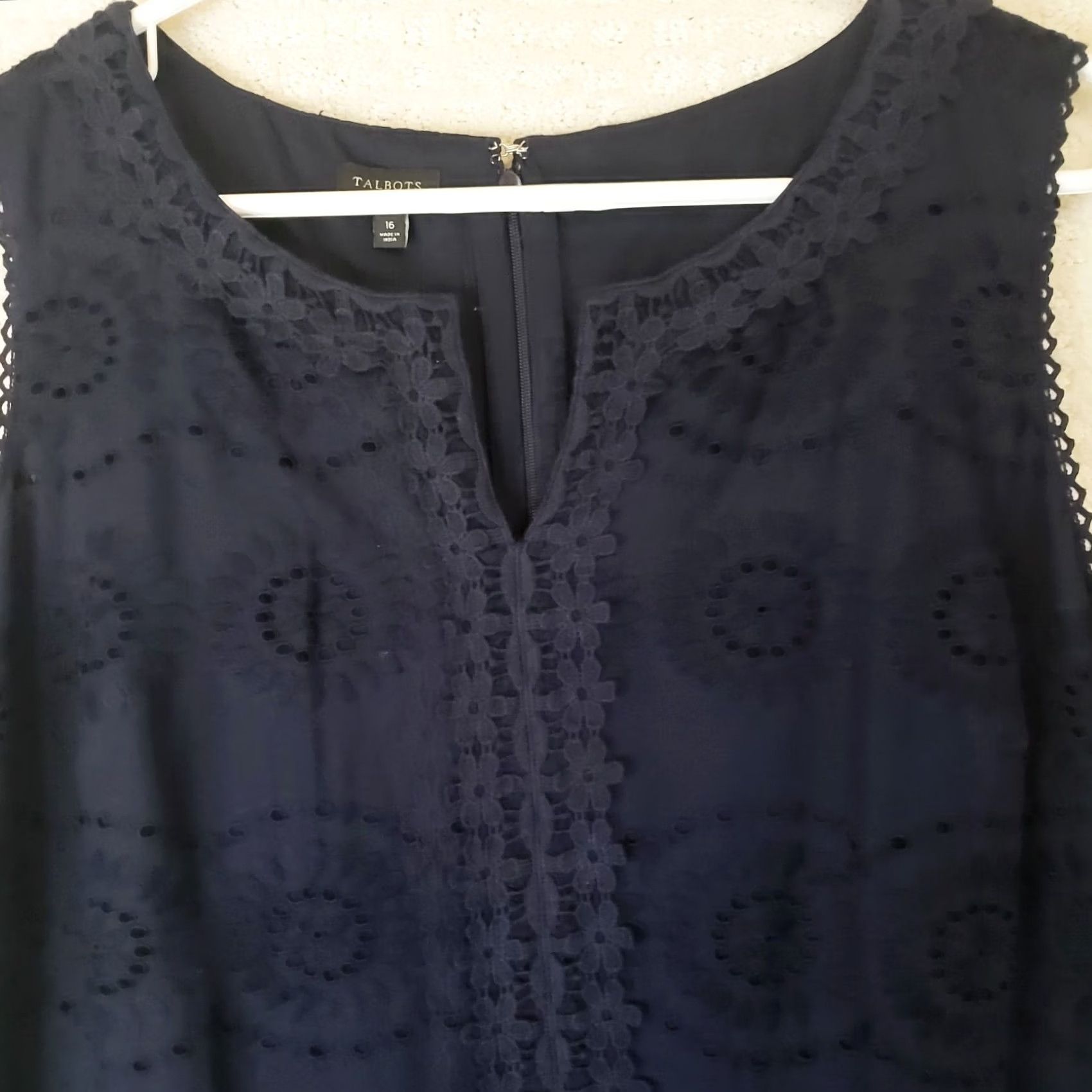 Talbots Talbot's Black Lacy Emdroidered Sleeveless A-line Dress Slip Lined 16 Ladies Size XXL / US 16-18 / IT 52-54 - 4 Thumbnail