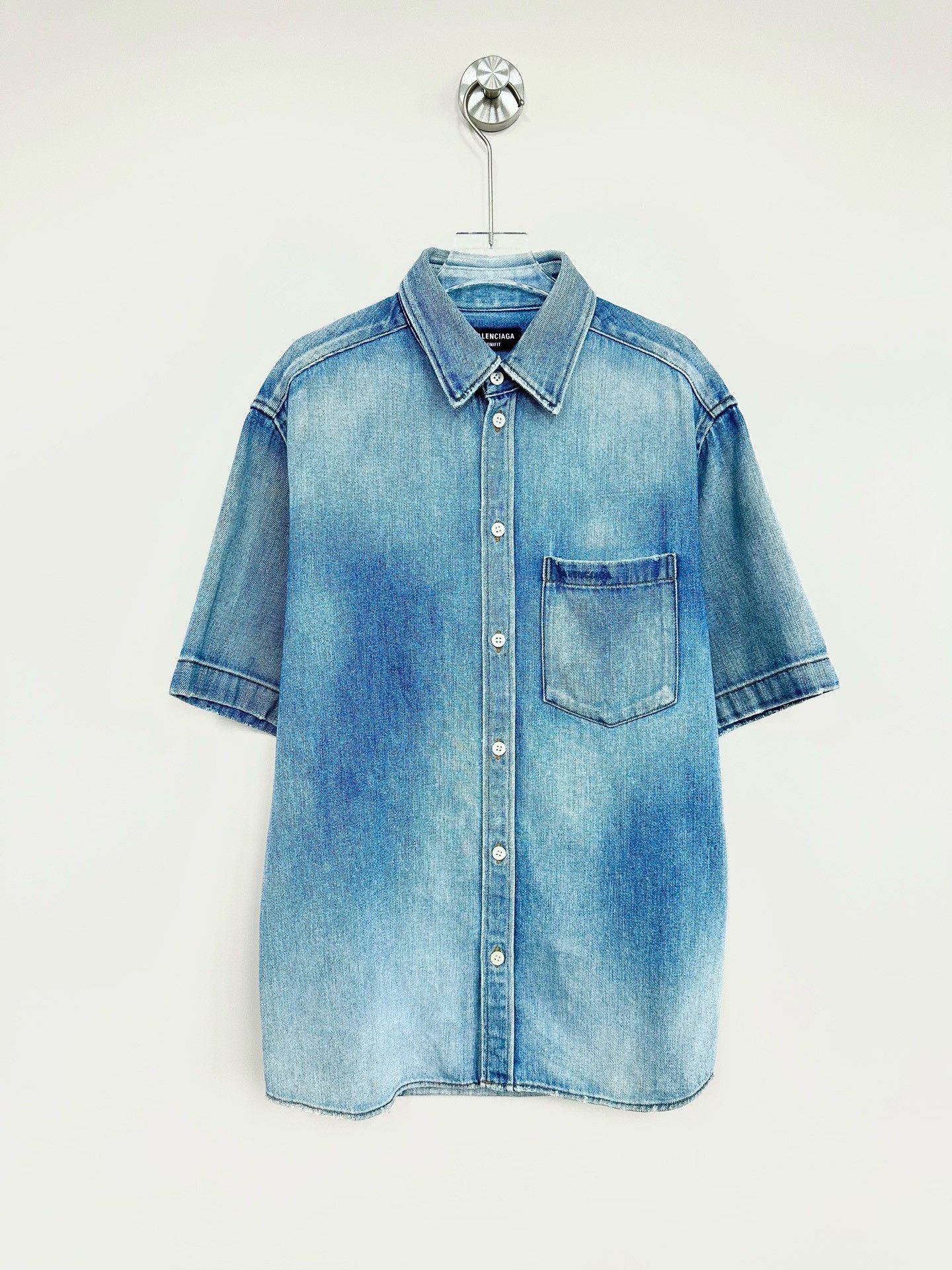 Balenciaga Balenciaga Blue Embroidered Denim Shirt Size XS / US 0-2 / IT 36-38 - 1 Thumbnail