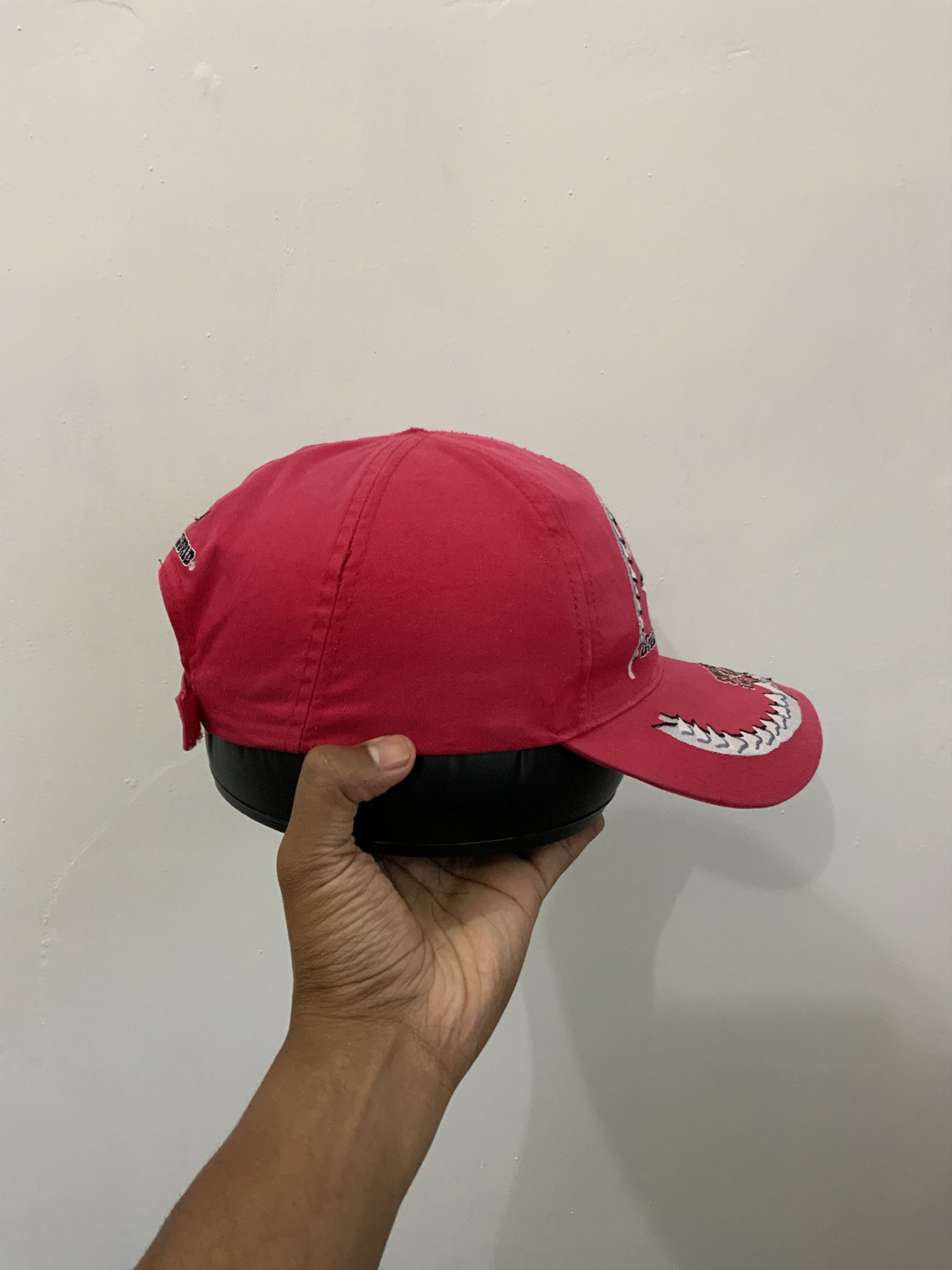 If Six Was Nine Great White Shark of The World Hat Cap Size ONE SIZE - 5 Thumbnail