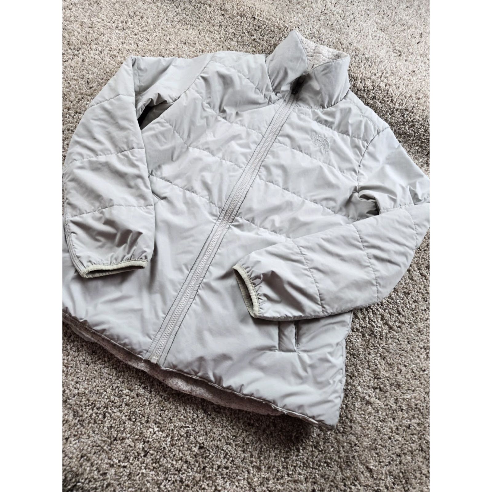 The North Face The North Face Jacket Womens M Beige Full Zip Pockets Lined Polyester Beig e Size M / US 6-8 / IT 42-44 - 2 Thumbnail