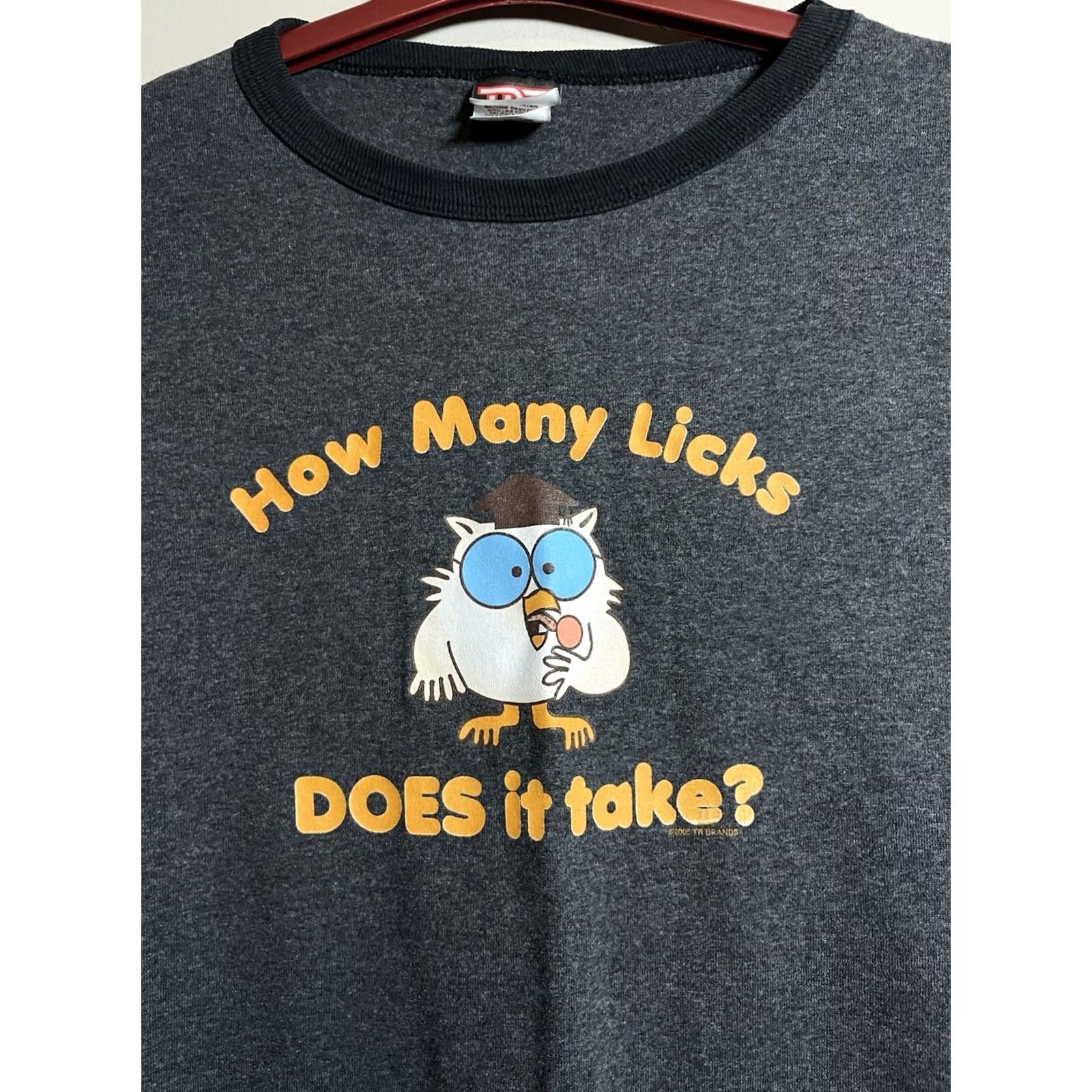 Vintage VINTAGE Y2K How Many Licks Tootsie Pop Candy Ringer Size XL Owl T Shirt Socks? Size US XL / EU 56 / 4 - 2 Thumbnail