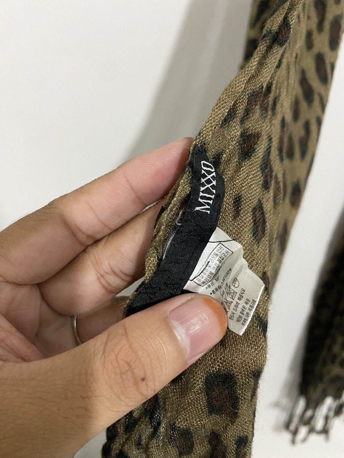 Japanese Brand Japanese Scarf Camo Tiger Kmrii Vkei Styled Size ONE SIZE - 5 Thumbnail