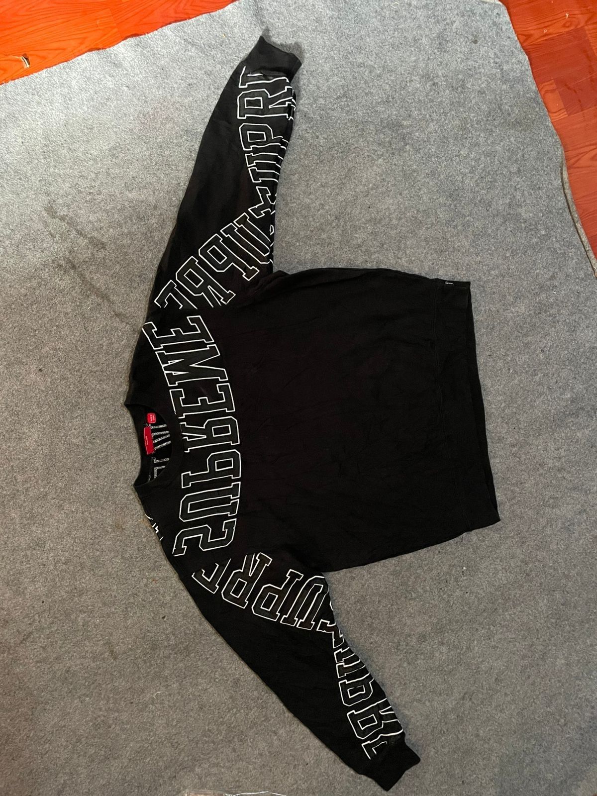 Supreme CREWNECK SUPREME MULTI ARC BLACK FULL EMBROIDERY RARE Size US S / EU 44-46 / 1 - 1 Thumbnail