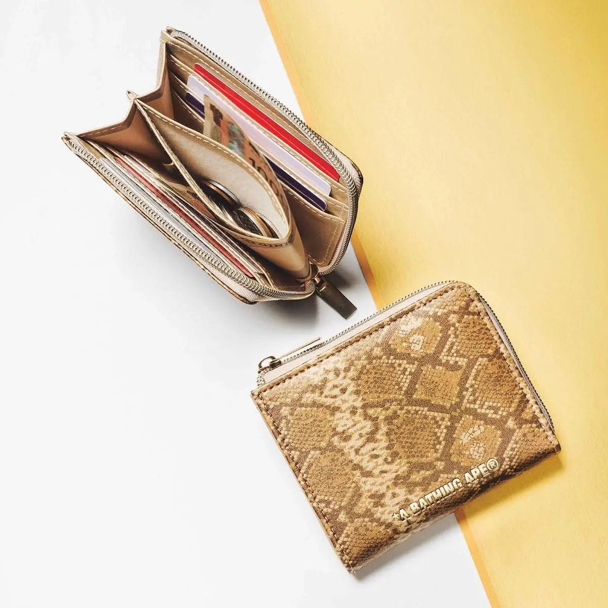 Bape A Bathing Ape BAPE Snake Leather Wallet Zip Around Size ONE SIZE - 1 Thumbnail