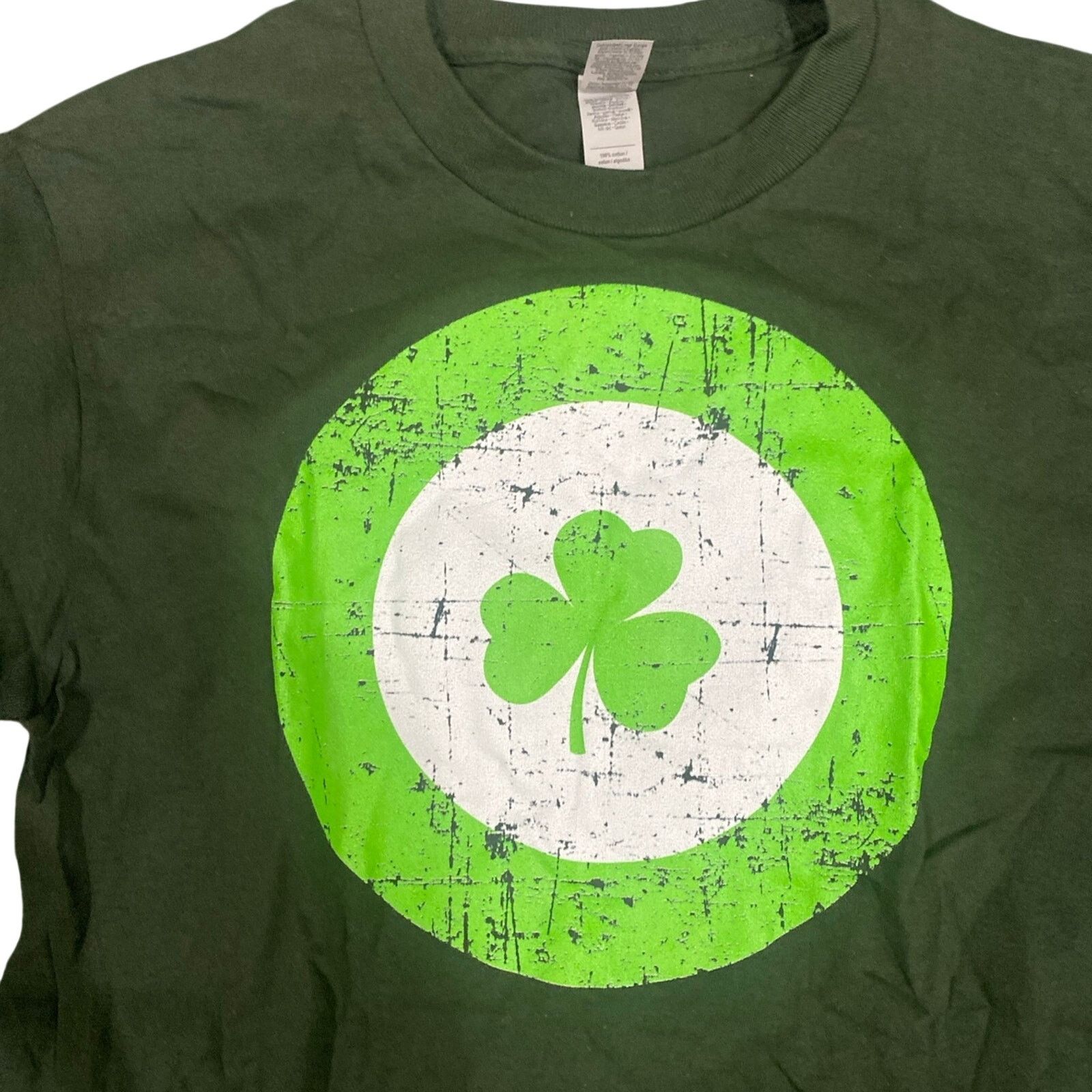 Gildan Unisex Clover Graphic Long Sleeve T-Shirt in Green, Size S Size US S / EU 44-46 / 1 - 2 Thumbnail