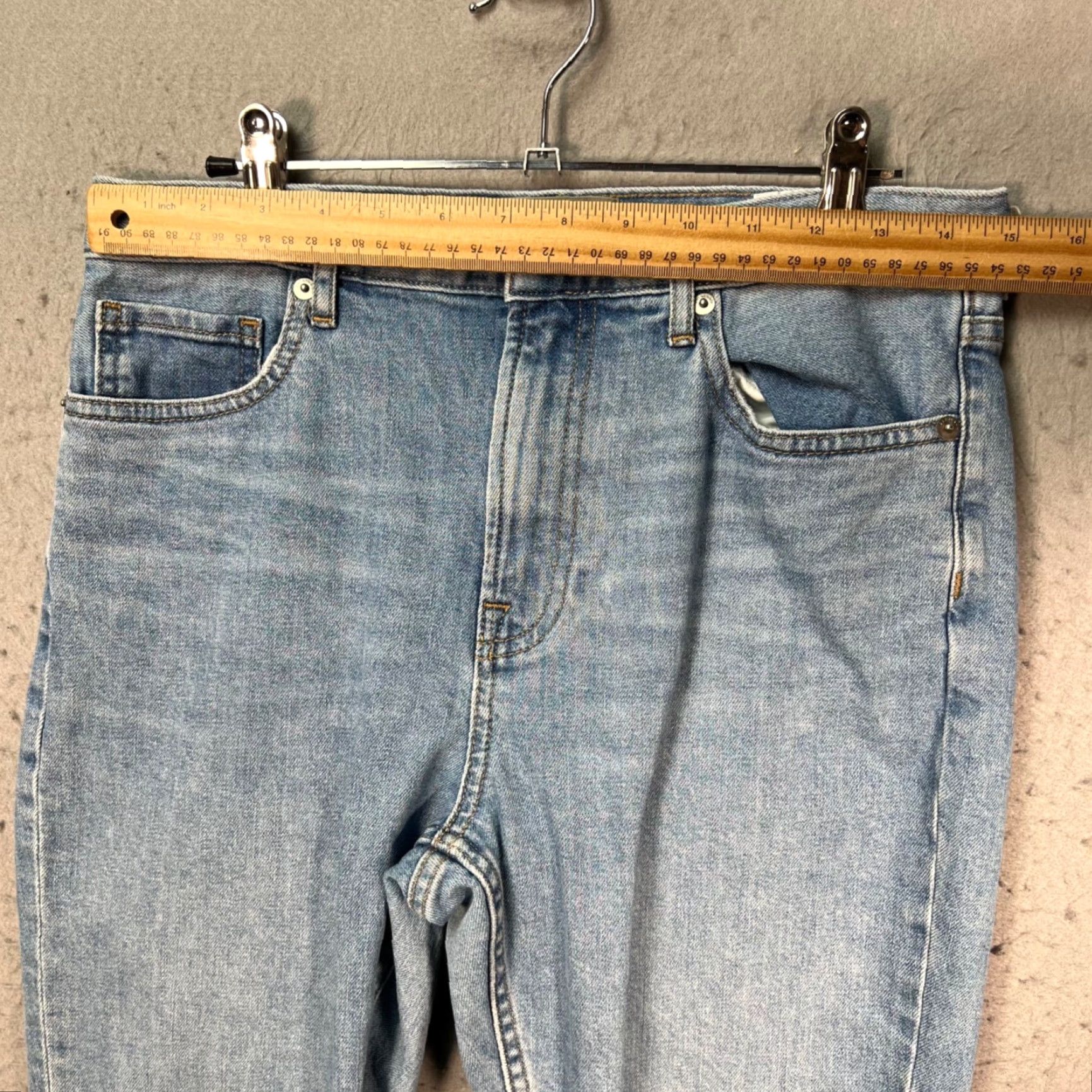 Everlane Everlane Jeans Womens 30 High-Rise Light Wash Straight Leg With Raw Hem 5-Pocket Denim Cotton Blue Mens? Size 30" / US 8 / IT 44 - 5 Thumbnail