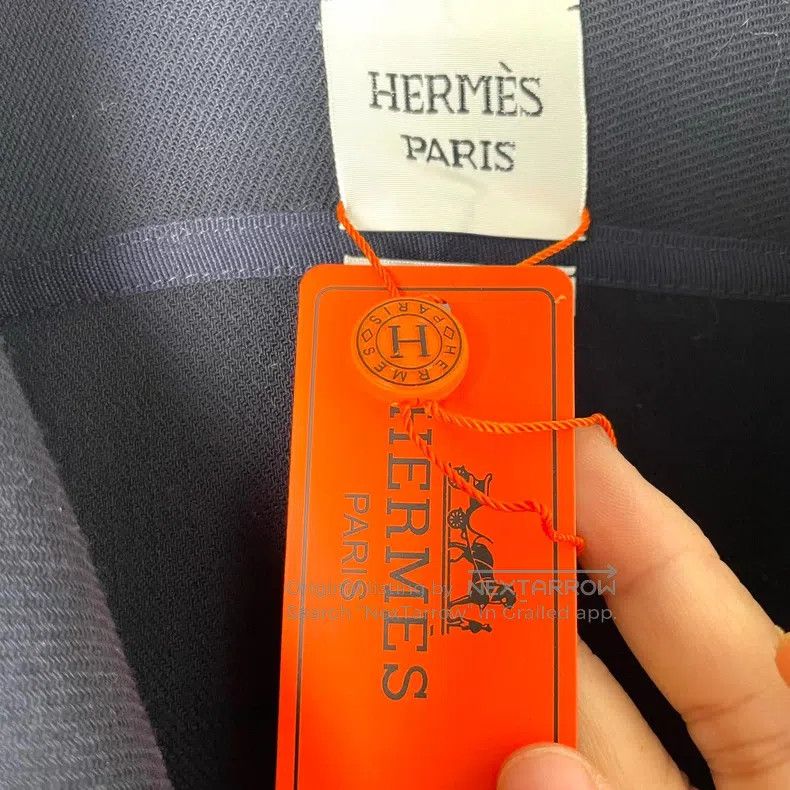 Hermes Hermes Cashmere Coat, Classic Collar Design, Leather Trim Size XXS / US 00 / IT 34 - 2 Thumbnail
