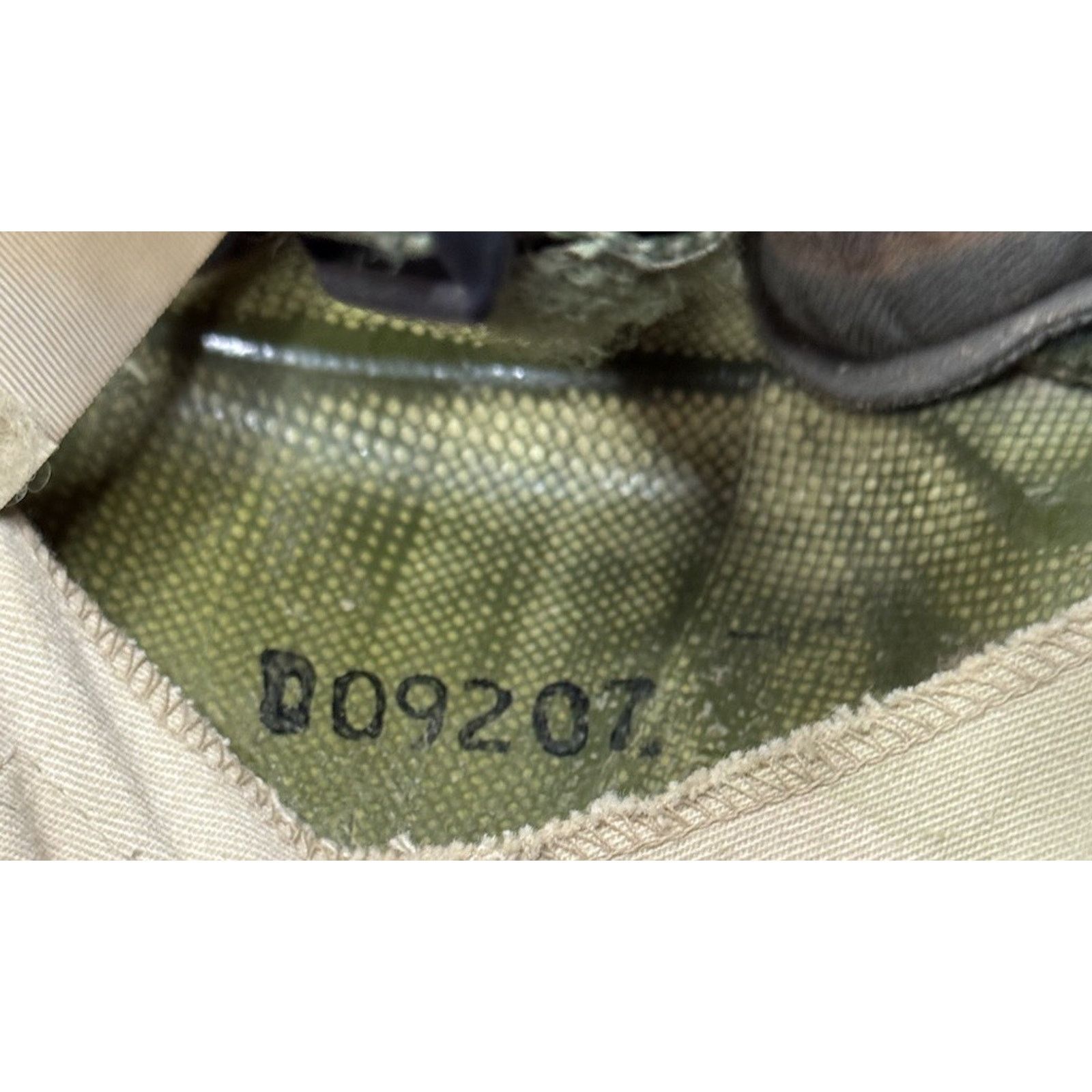 Other MARINE CORPS Helmet SIZE Medium / Large 8470-01-506-0939 Size ONE SIZE - 16 Thumbnail