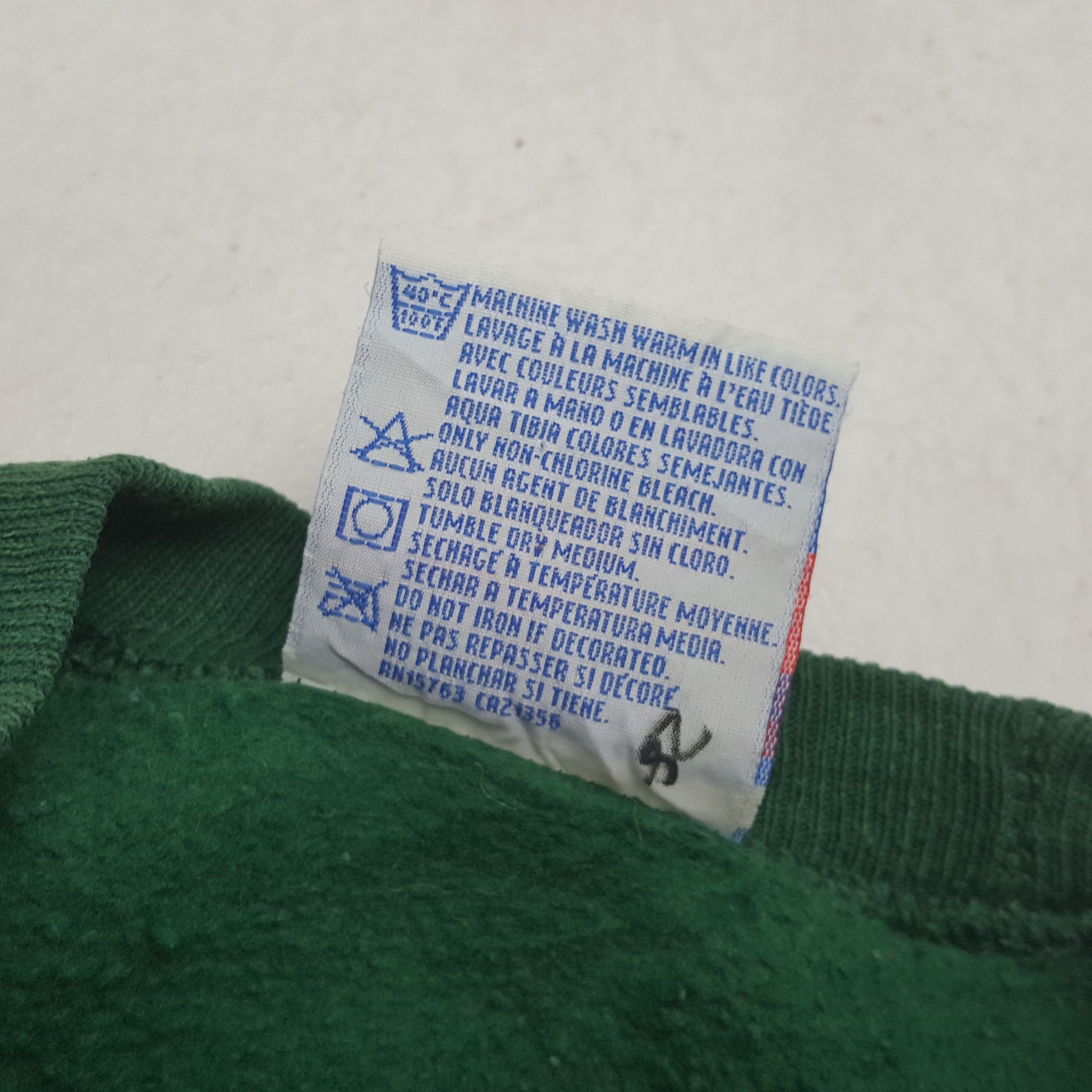 Hanes Mickey Mouse Cartoon Character Vintage Sweatshirt RR6 Size US XL / EU 56 / 4 - 5 Thumbnail