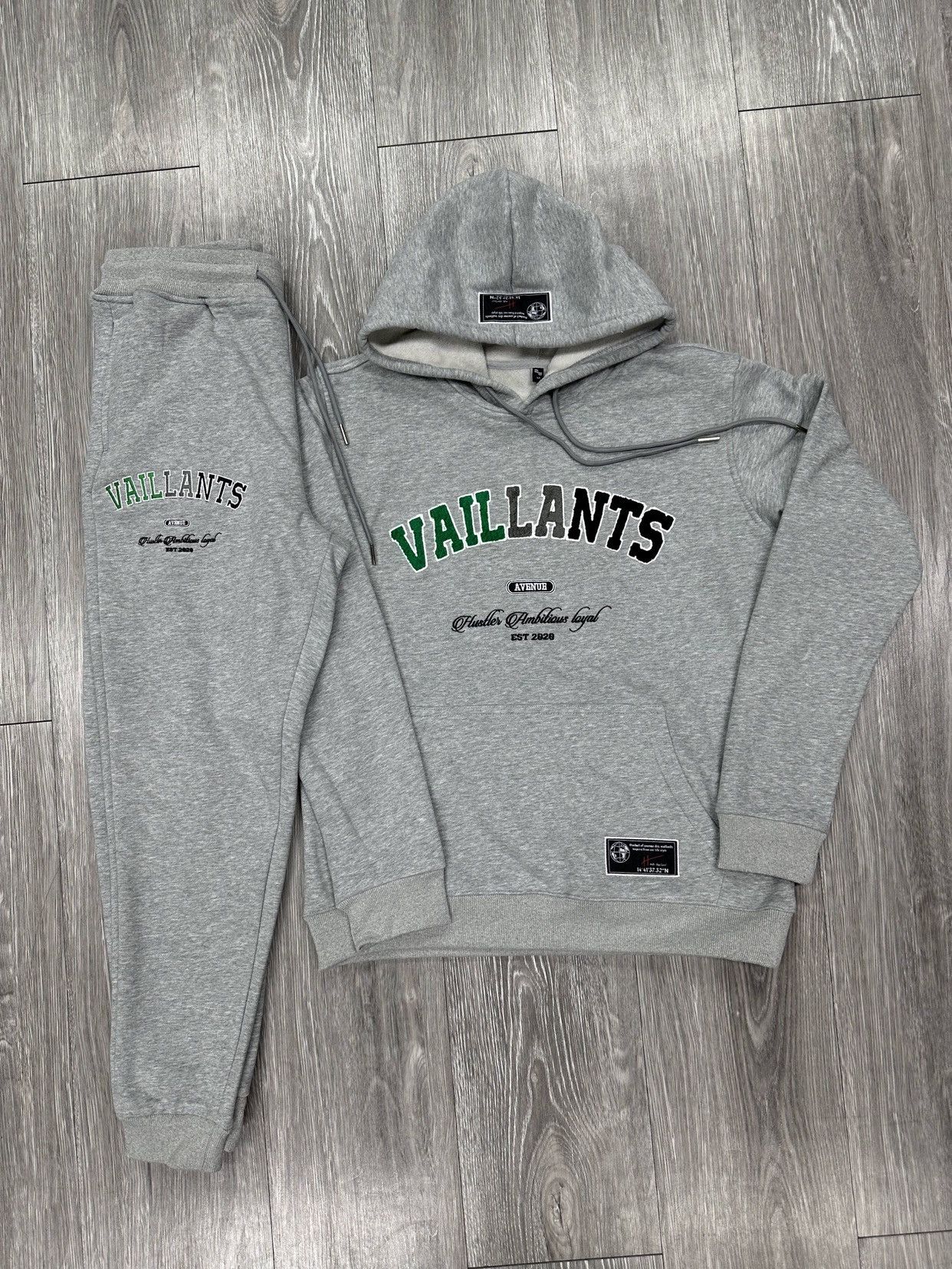 Other New Grey tracksuit Size US L / EU 52-54 / 3 - 1 Thumbnail