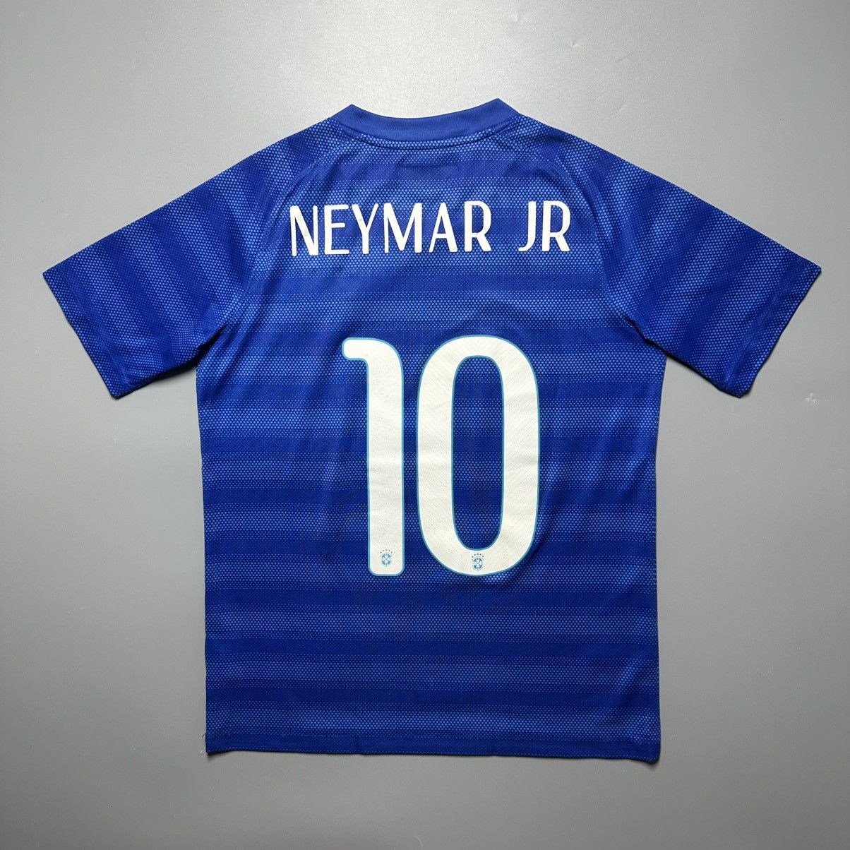 Nike KIDS BRAZIL NIKE 2014 WORLD CUP FOOTBALL JERSEY #10 NEYMAR Size US XXS / EU 40 - 1 Thumbnail