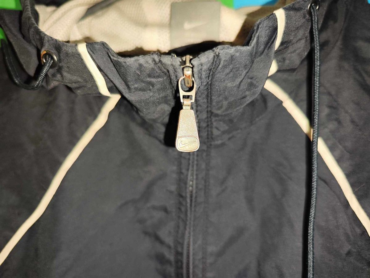 Nike × Vintage Vintage Nike hooded windbreaker size L Size US L / EU 52-54 / 3 - 4 Thumbnail