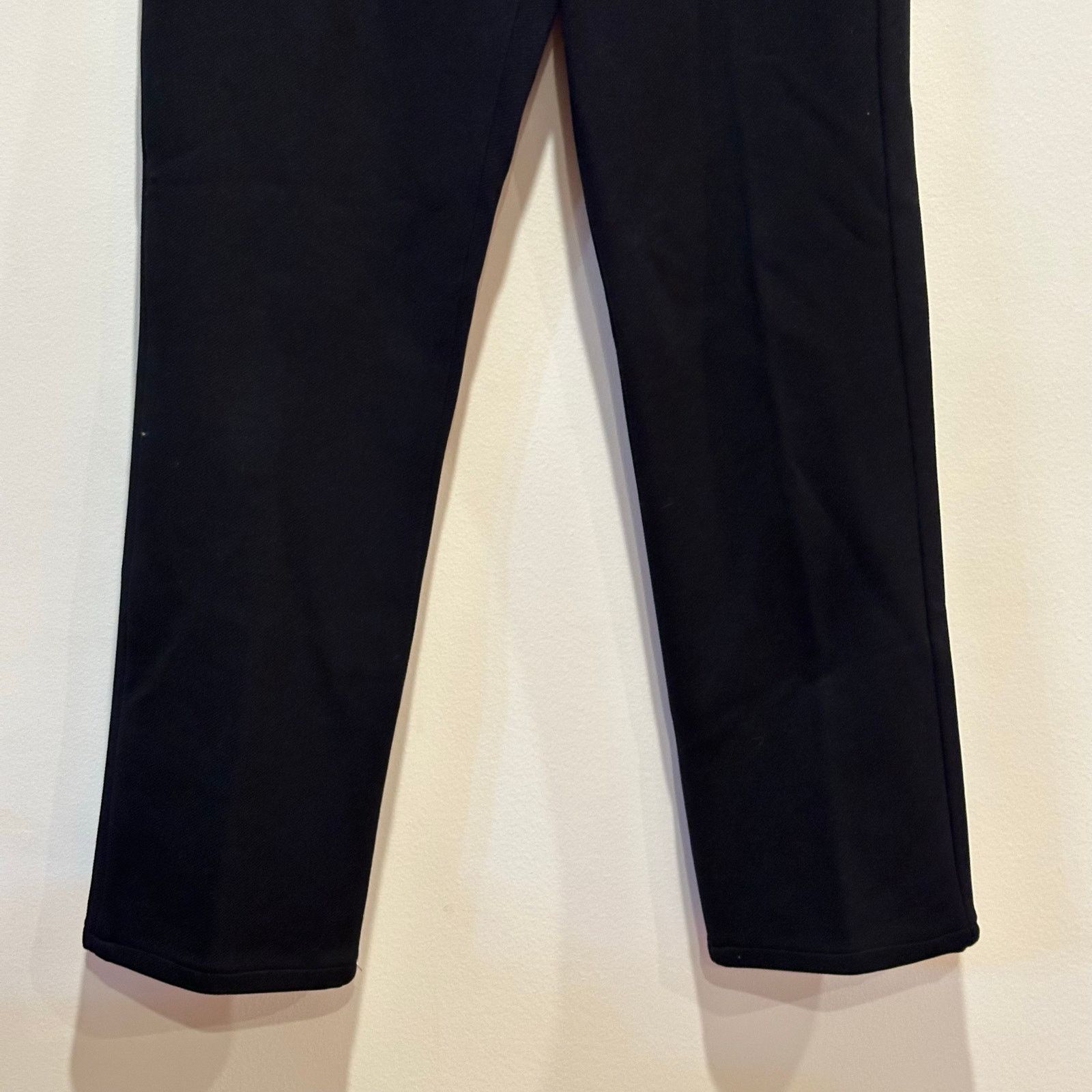 St. John St. John Sport Black Pants sz 8 Size 30" / US 8 / IT 44 - 9 Thumbnail
