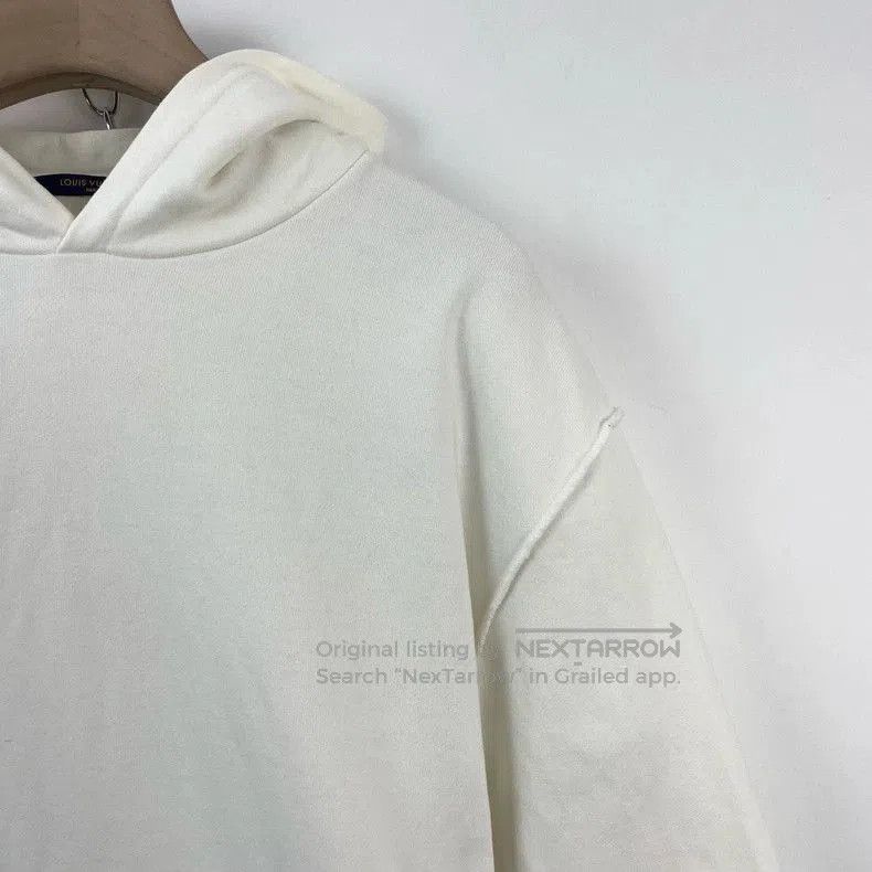 Louis Vuitton Louis Vuitton White Logo Hoodie Sweatshirt. Size US L / EU 52-54 / 3 - 6 Thumbnail