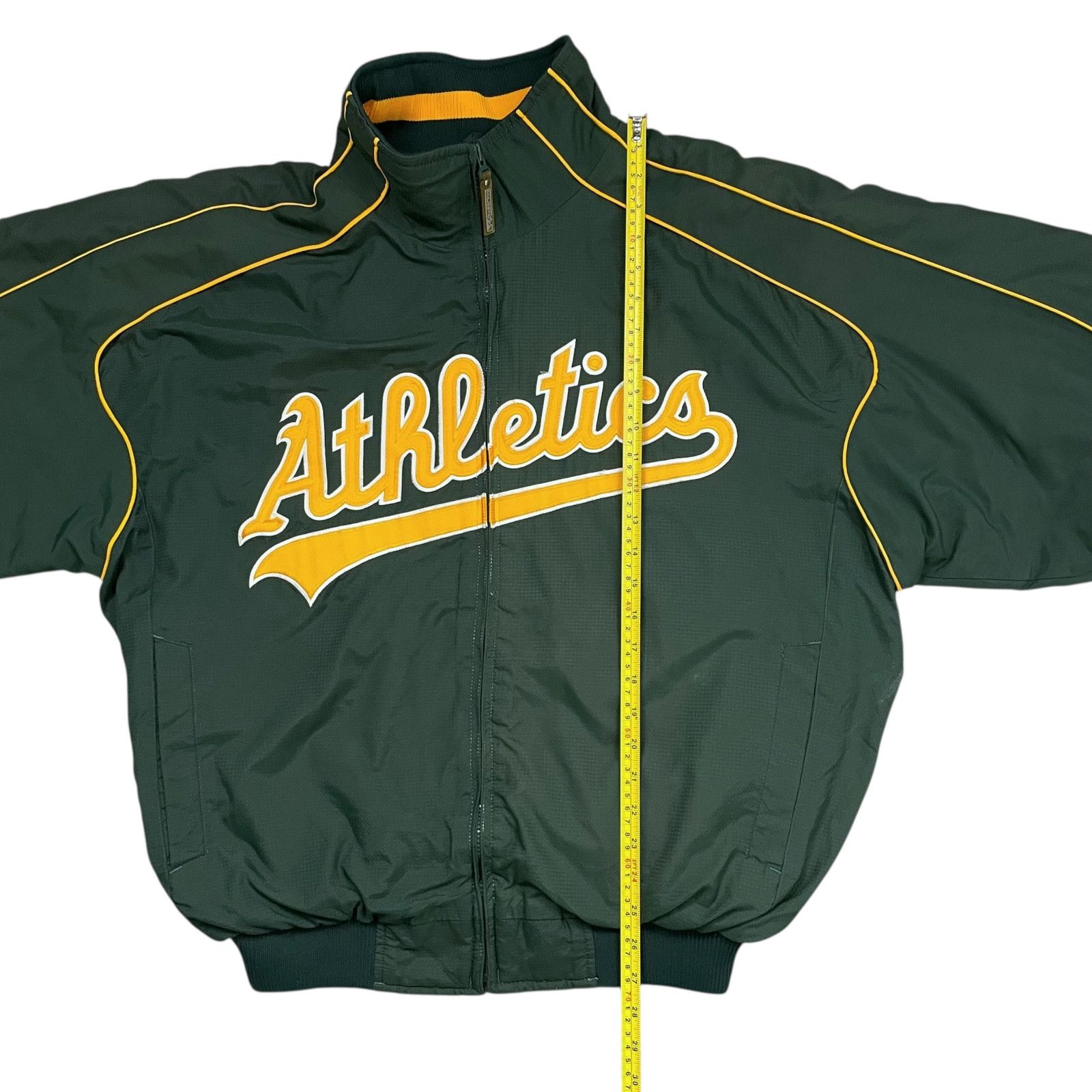 MLB 00s OAKLAND ATHLETICS A's MAJESTIC AUTHENTIC DUGOUT JACKET Size US L / EU 52-54 / 3 - 8 Thumbnail