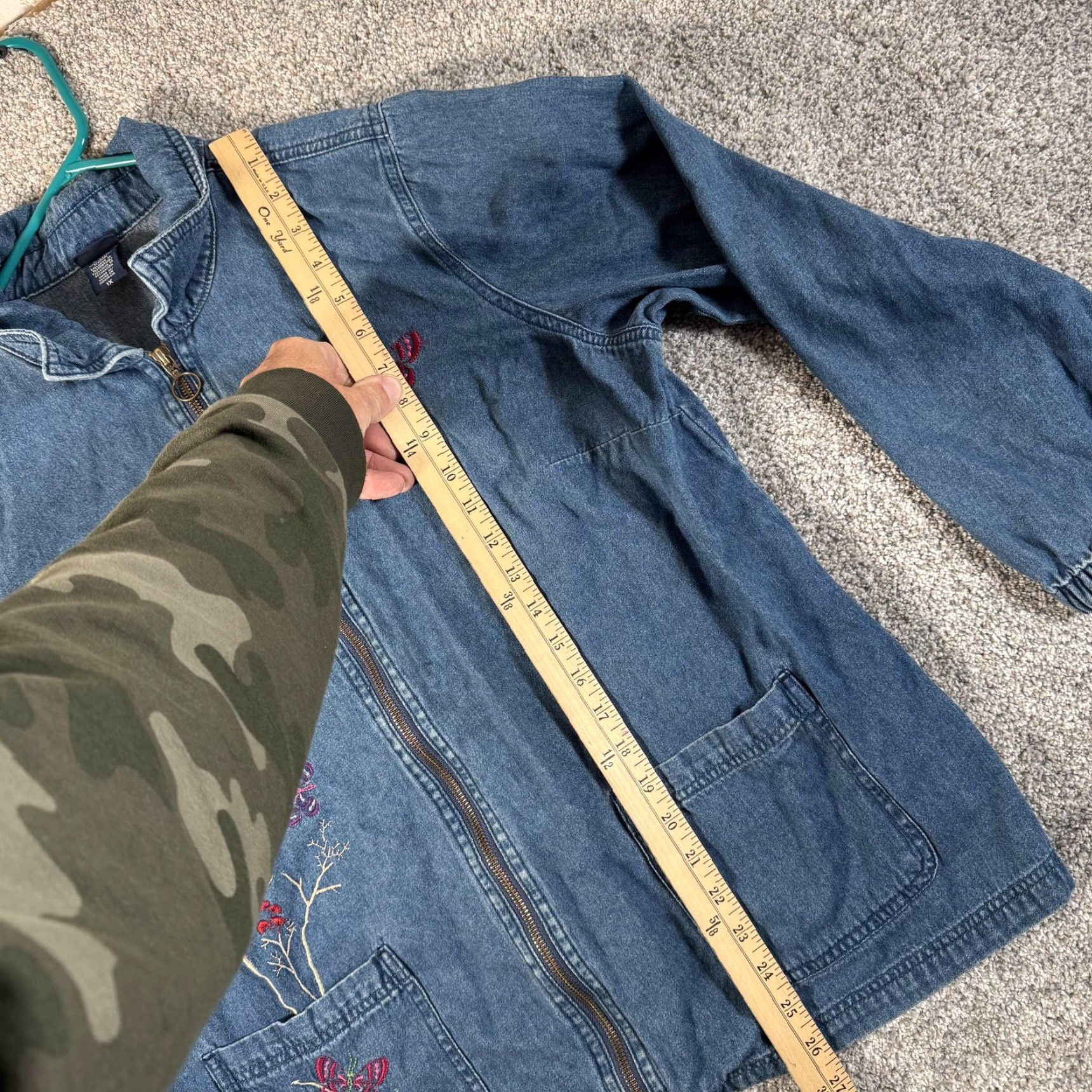 Basic Editions Basic Editions Jacket Women 1X Plus Size Denim Zip Front Floral Butterfly Embroidered Blue Size XL / US 12-14 / IT 48-50 - 2 Thumbnail