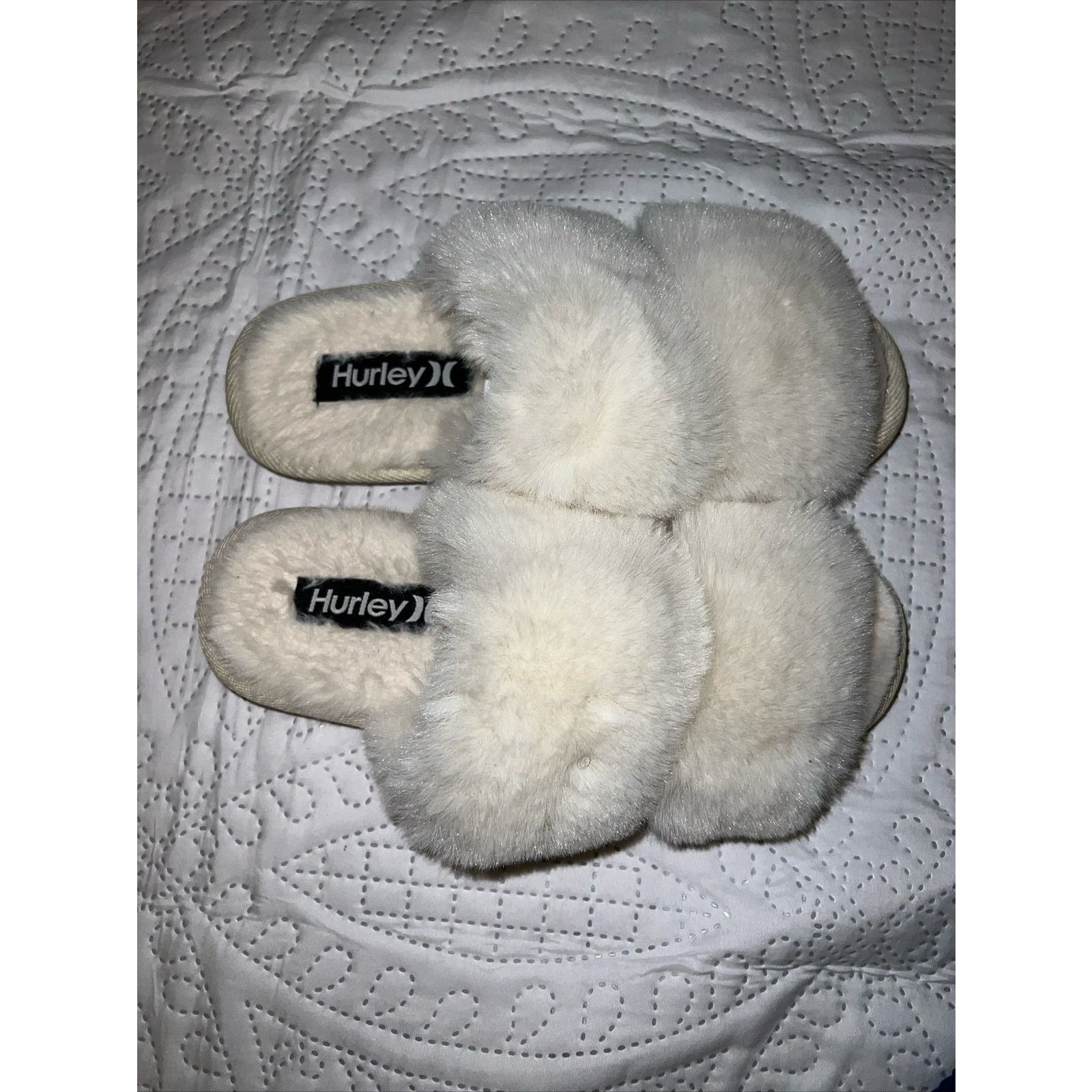 Hurley Slippers Size 6 Hurley Carol Cream Faux Fur 2 Straps Slides Size US 6 / IT 36 - 2 Thumbnail