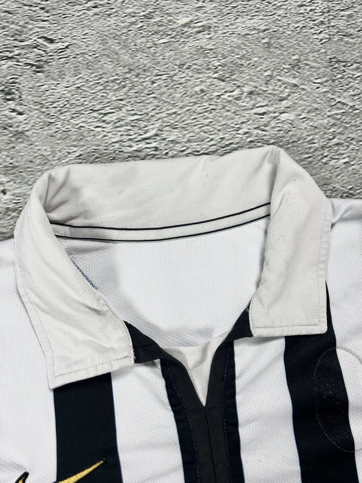Nike Juventus 2006-2007 Home Jersey Nike Football Kit Size US M / EU 48-50 / 2 - 4 Thumbnail