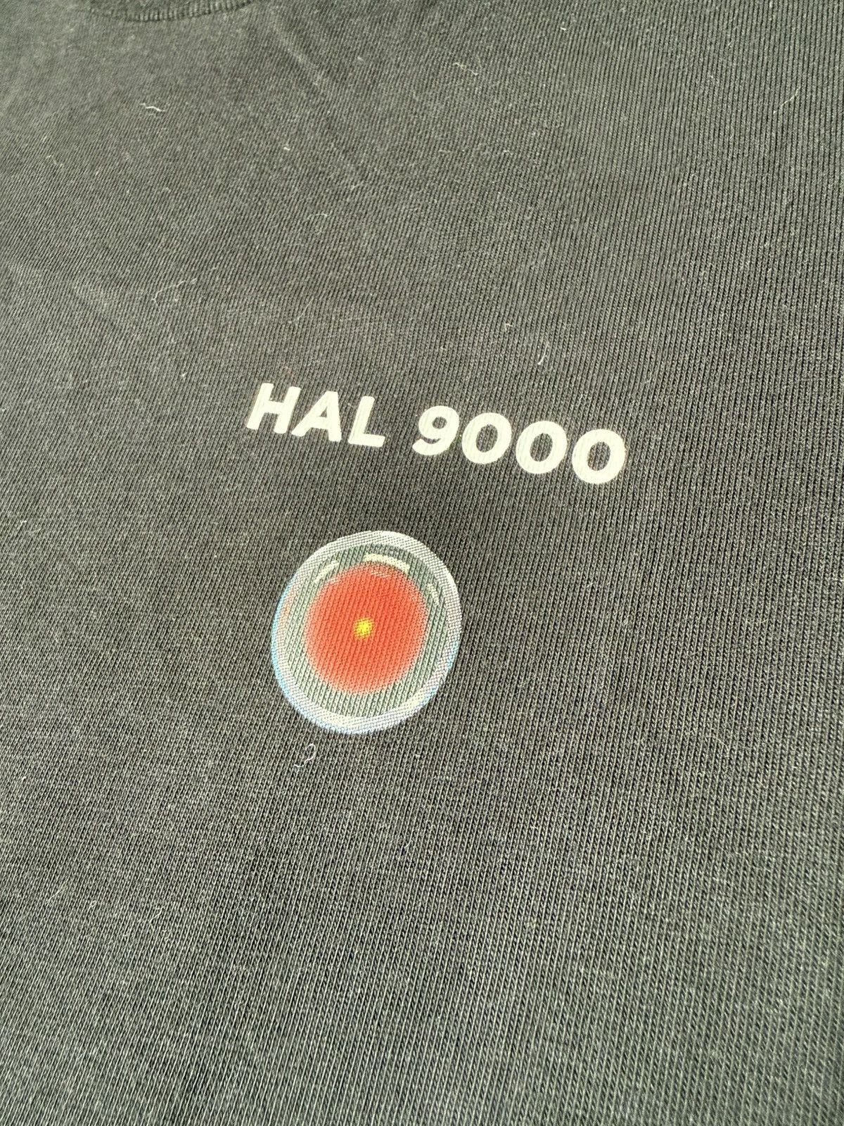 Uniqlo Rare UNIQLO UT 2001 : A Space Odyssey T-Shirt Size US XS / EU 42 / 0 - 3 Thumbnail