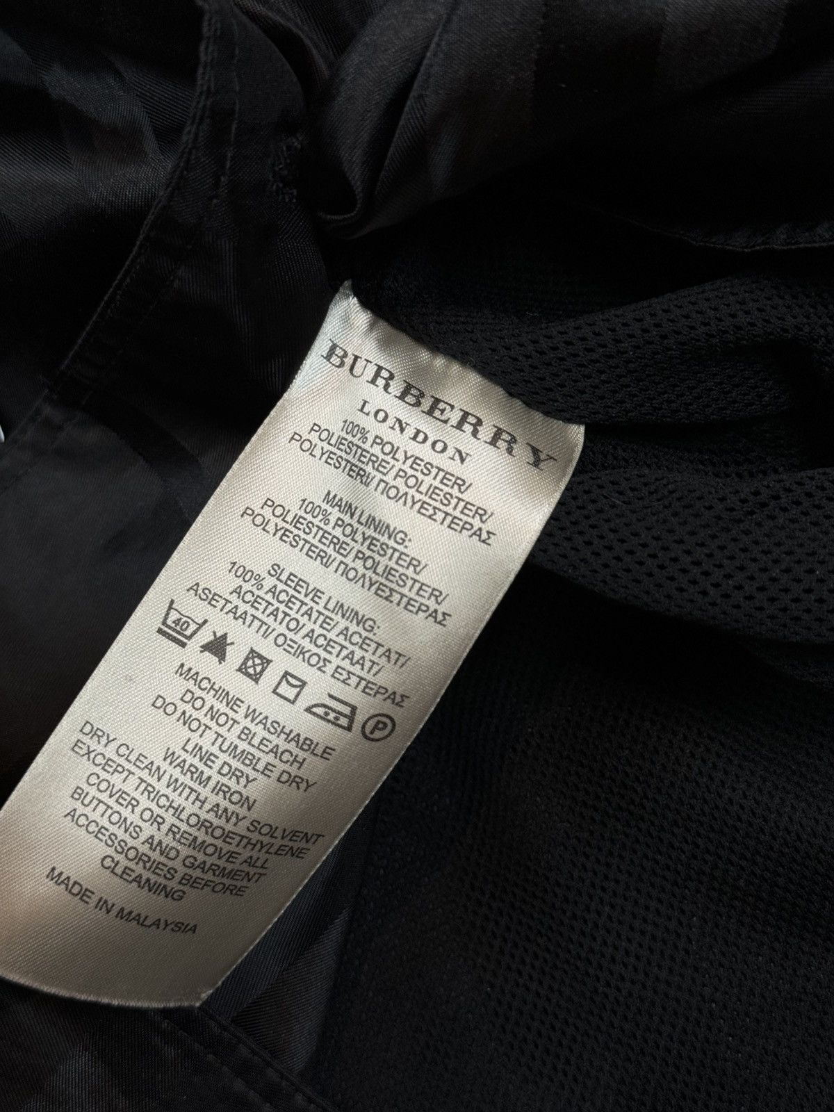 Burberry Vintage trench coat Burberry original luxury streetwear item Size XS / US 0-2 / IT 36-38 - 4 Thumbnail