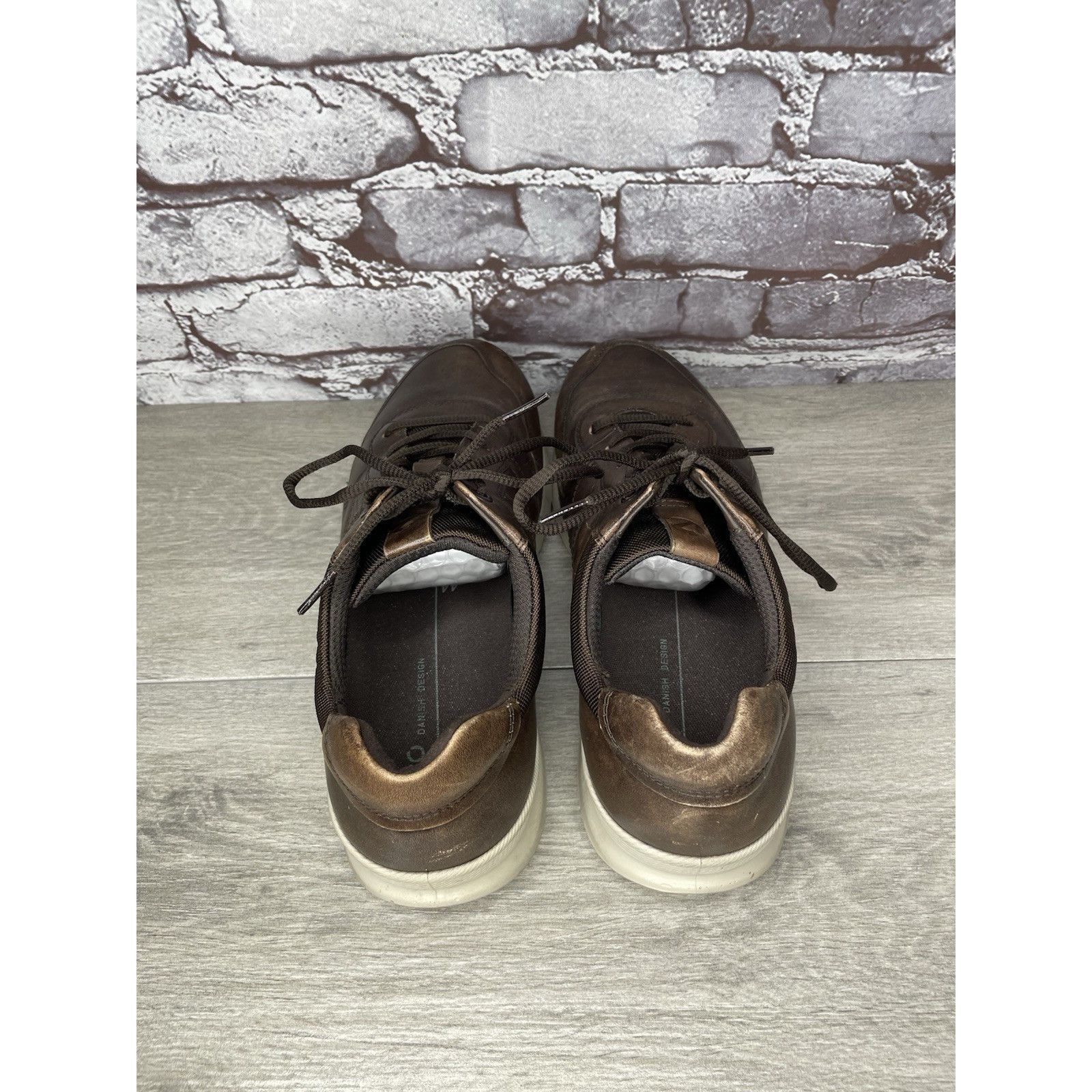 Ecco ECCO Danish Design Brown Leather Casual Low Top Sneakers Men Size US 10.5 / EU 43-44 - 6 Thumbnail