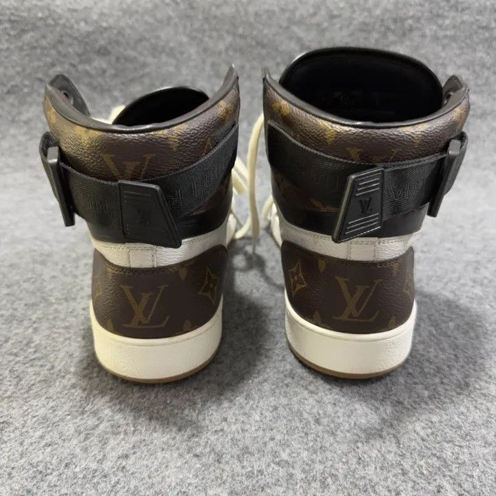 Louis Vuitton Louis Vuitton Rivoli Sneakers in Black and White -2508 Size US 8.5 / EU 41-42 - 3 Thumbnail