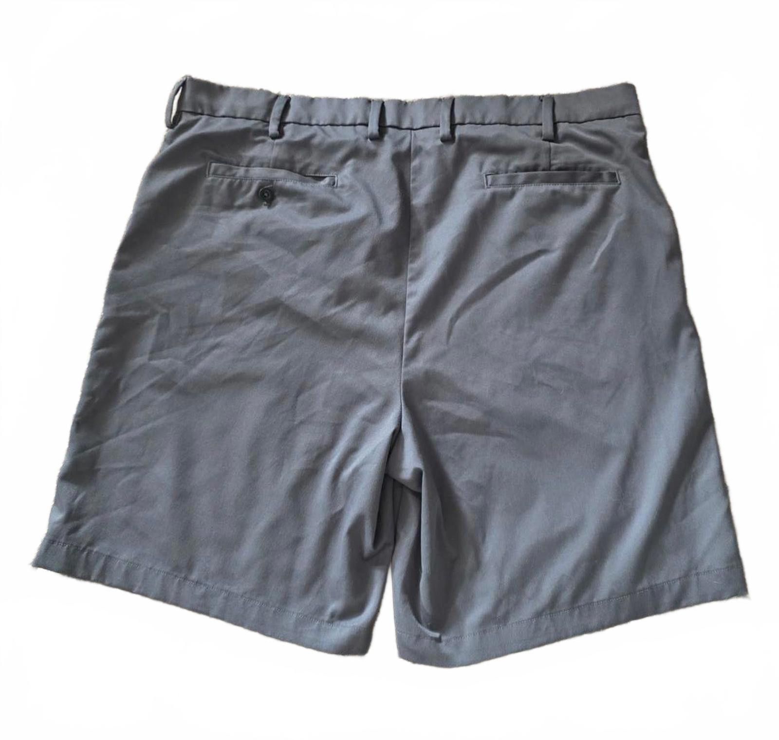 Other Amazon Essentials Mens Shorts Size 40 Gray Flat Front Chino Size US 40 / EU 56 - 6 Thumbnail