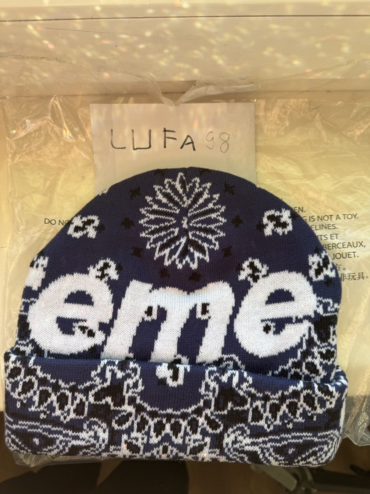 Supreme Supreme bandana beanie big logo Size ONE SIZE - 1 Thumbnail