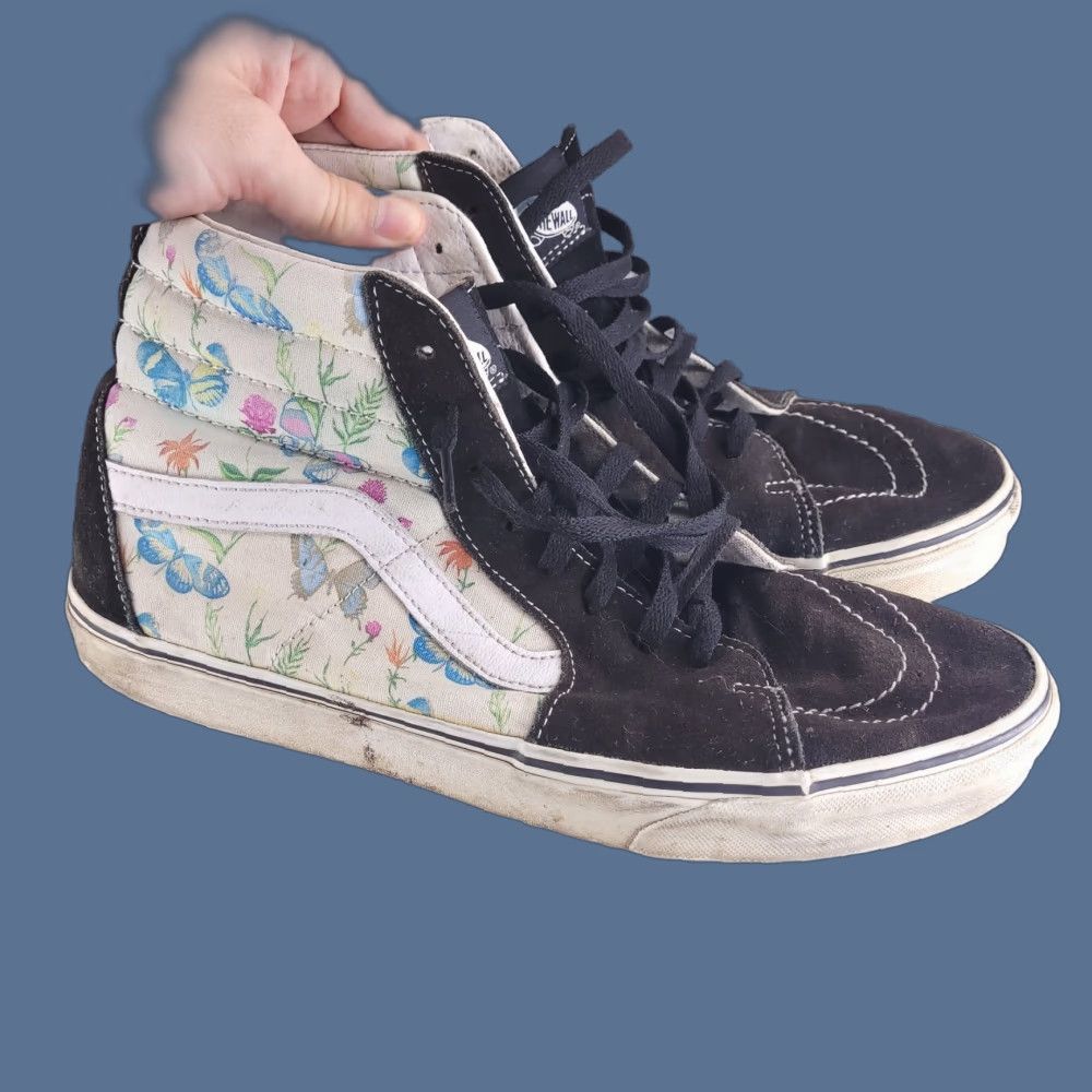 Vans Vans Shoes Mens 12 Sk8 Hi Floral Butterfly Mashmellow High Top Skate Casual White Sneaker Mens Size US L / EU 52-54 / 3 - 1 Thumbnail