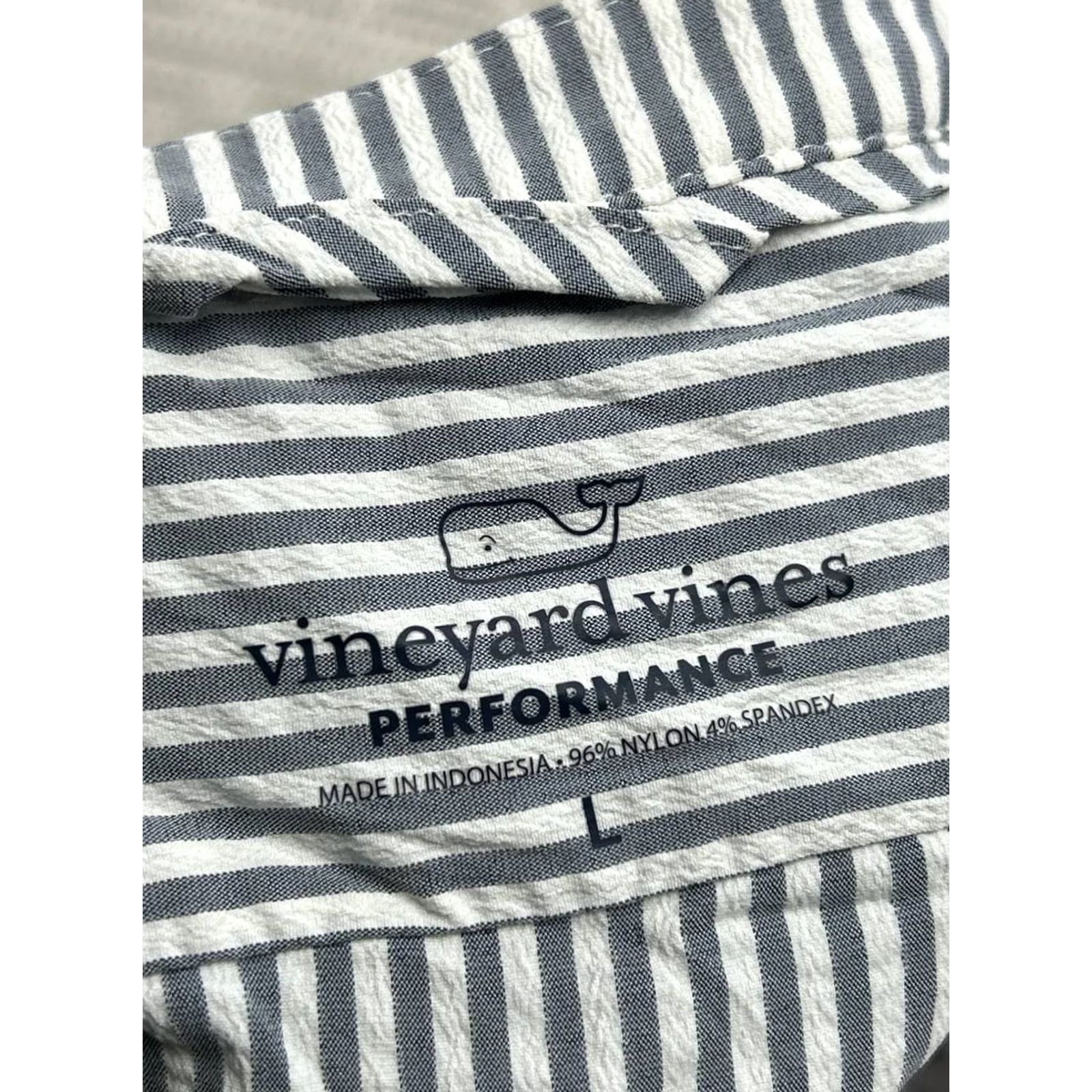 Vineyard Vines Vineyard Vines Harbor Savannah Lace Up Performance Popover Top Womens Large Gray Shirt Size L / US 10 / IT 46 - 4 Thumbnail