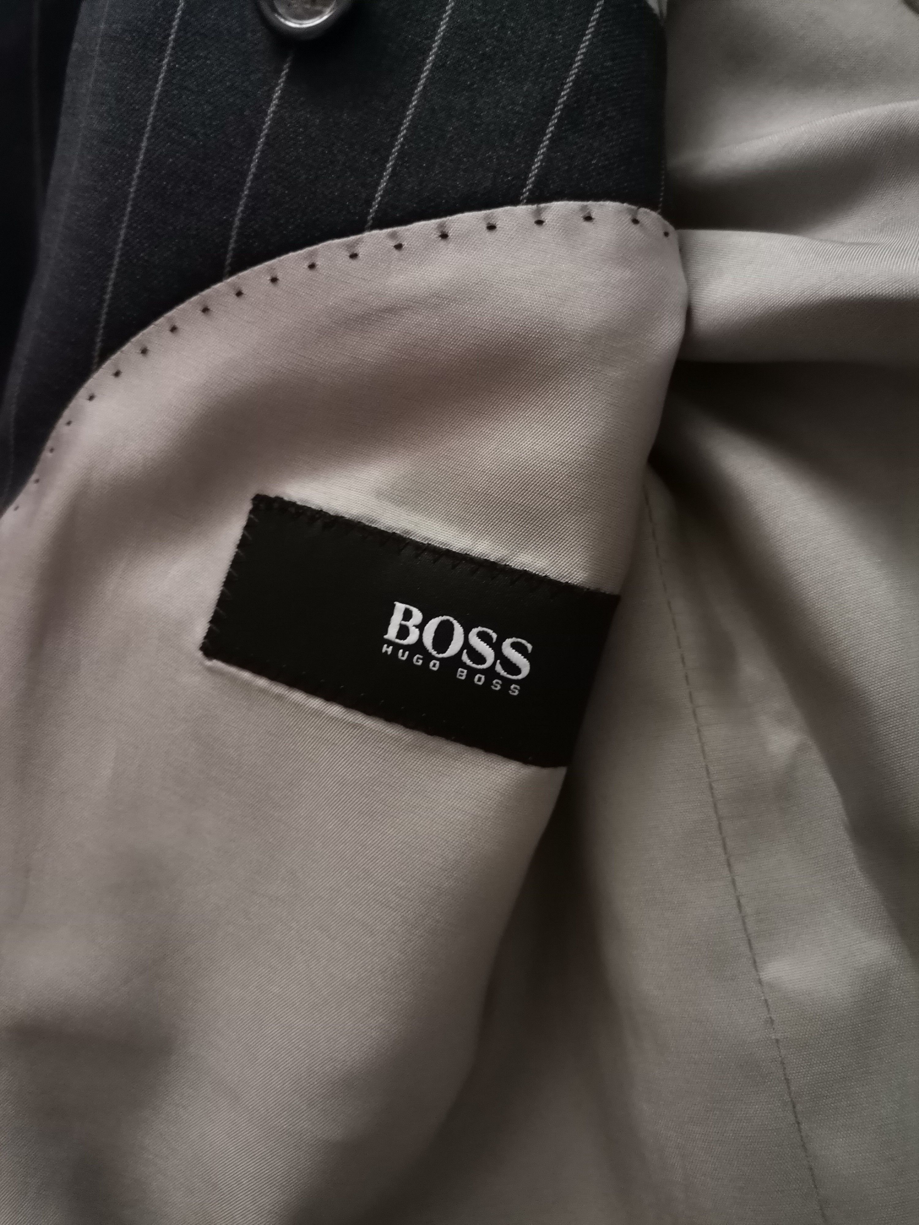 Hugo Boss Hugo Boss Striped Suit Size 44R - 3 Thumbnail