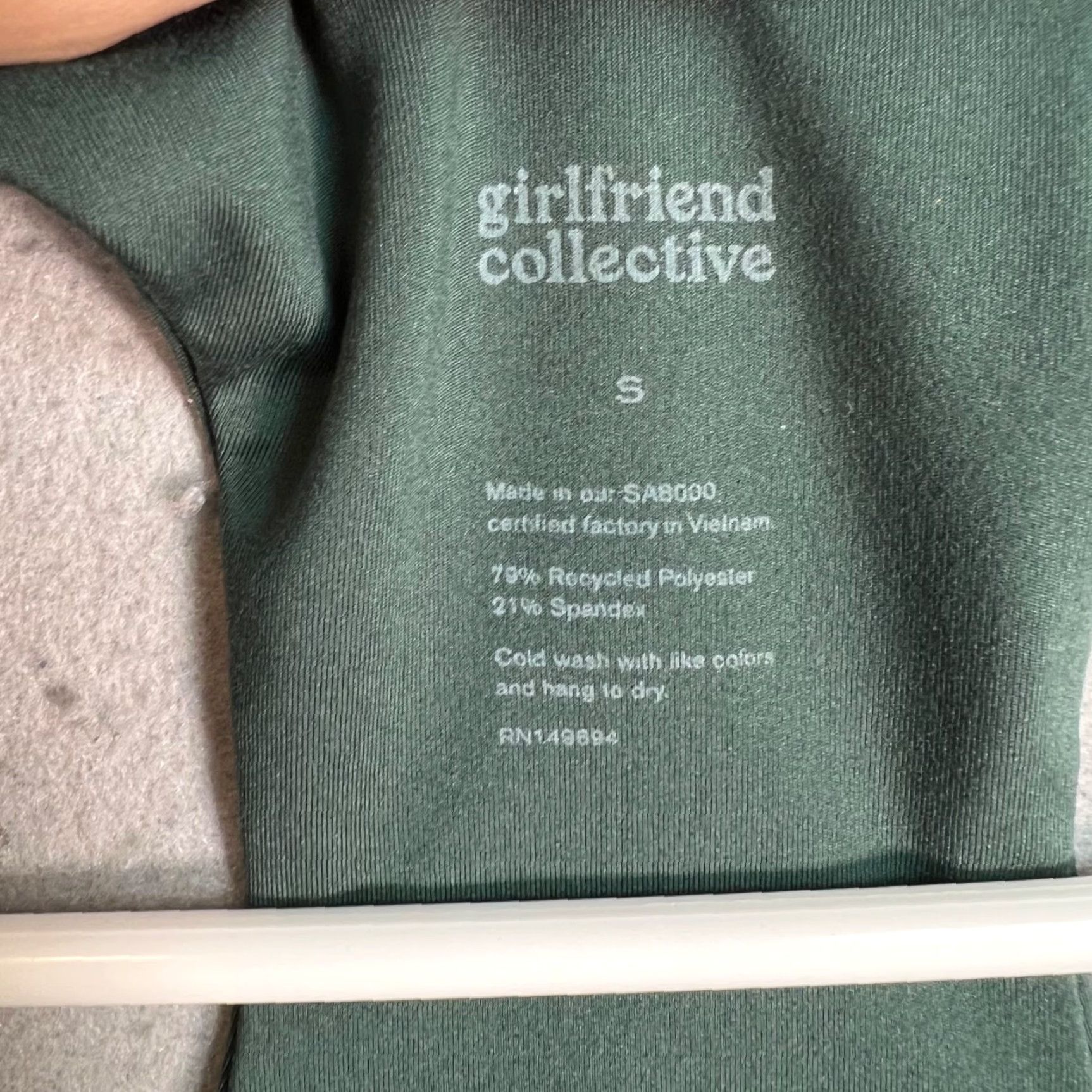 Girlfriend Collective Girlfriend Collective Womens Size Small Green Racerback Sports Bra Size ONE SIZE - 3 Thumbnail