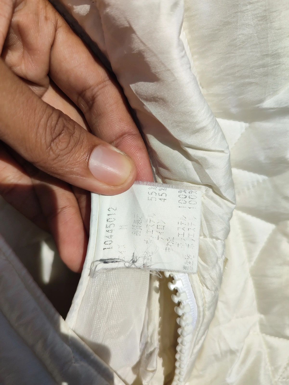 Designer × Japanese Brand Vividakiko Quilted Hooded Coat – Ivory (M) Size US M / EU 48-50 / 2 - 10 Thumbnail
