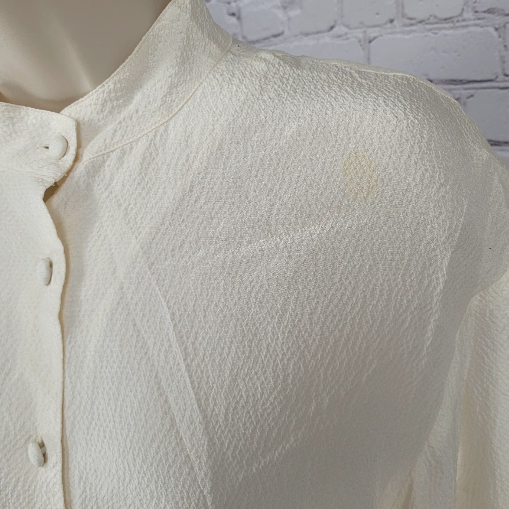 Vintage Nipon Studio Silk Button-Up Tunic Blouse Women 8 Ivory Solid Collared Long Sleeve Size 8 Womens Size M / US 6-8 / IT 42-44 - 5 Thumbnail