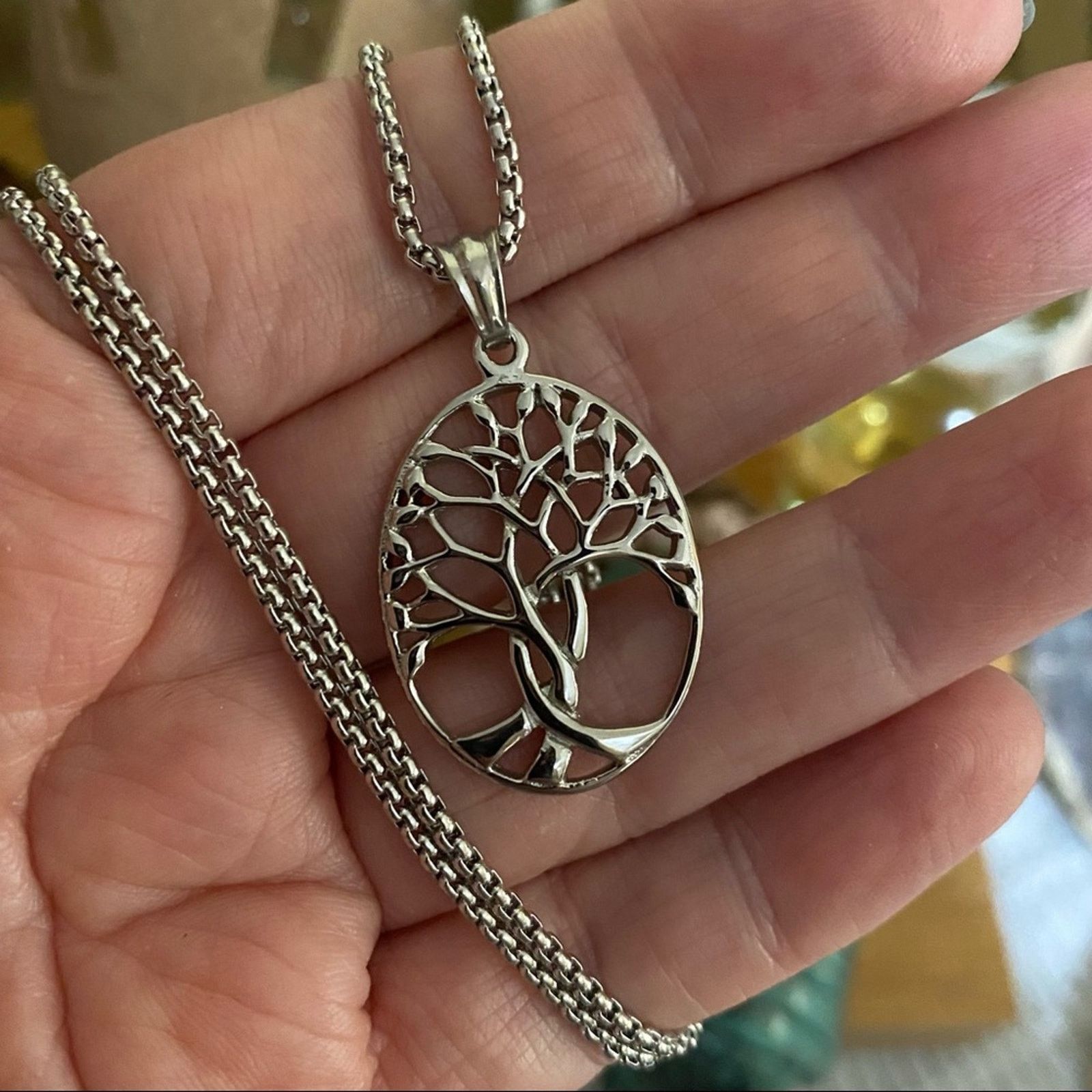 The Unbranded Brand Tree Of Life Stainless Steel Necklace Rounded Box Chain Size ONE SIZE - 2 Thumbnail