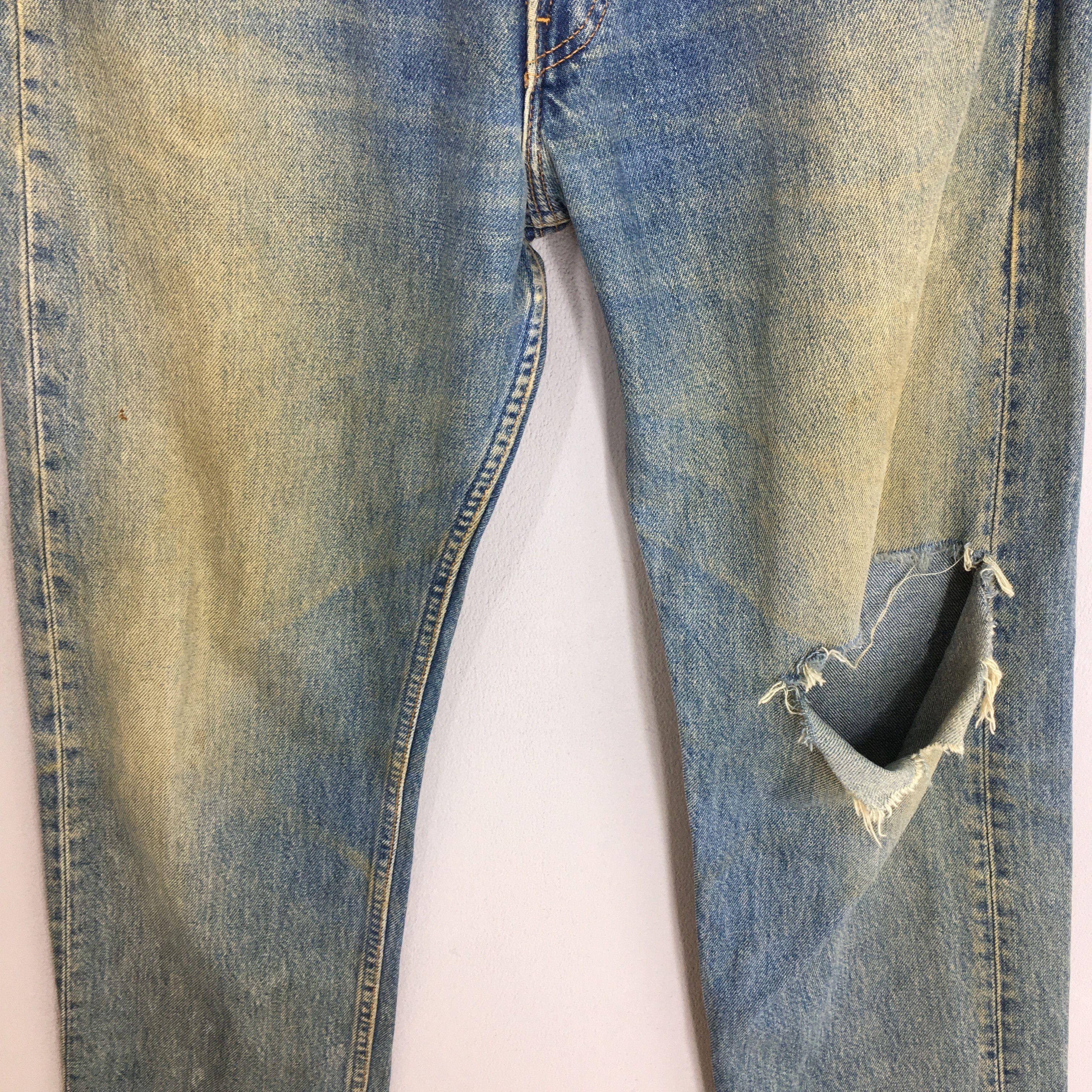Levi's Size 31x30.5 Vintage 90s Levi's 501 Distressed Jeans S1582 Size 31" - 3 Thumbnail