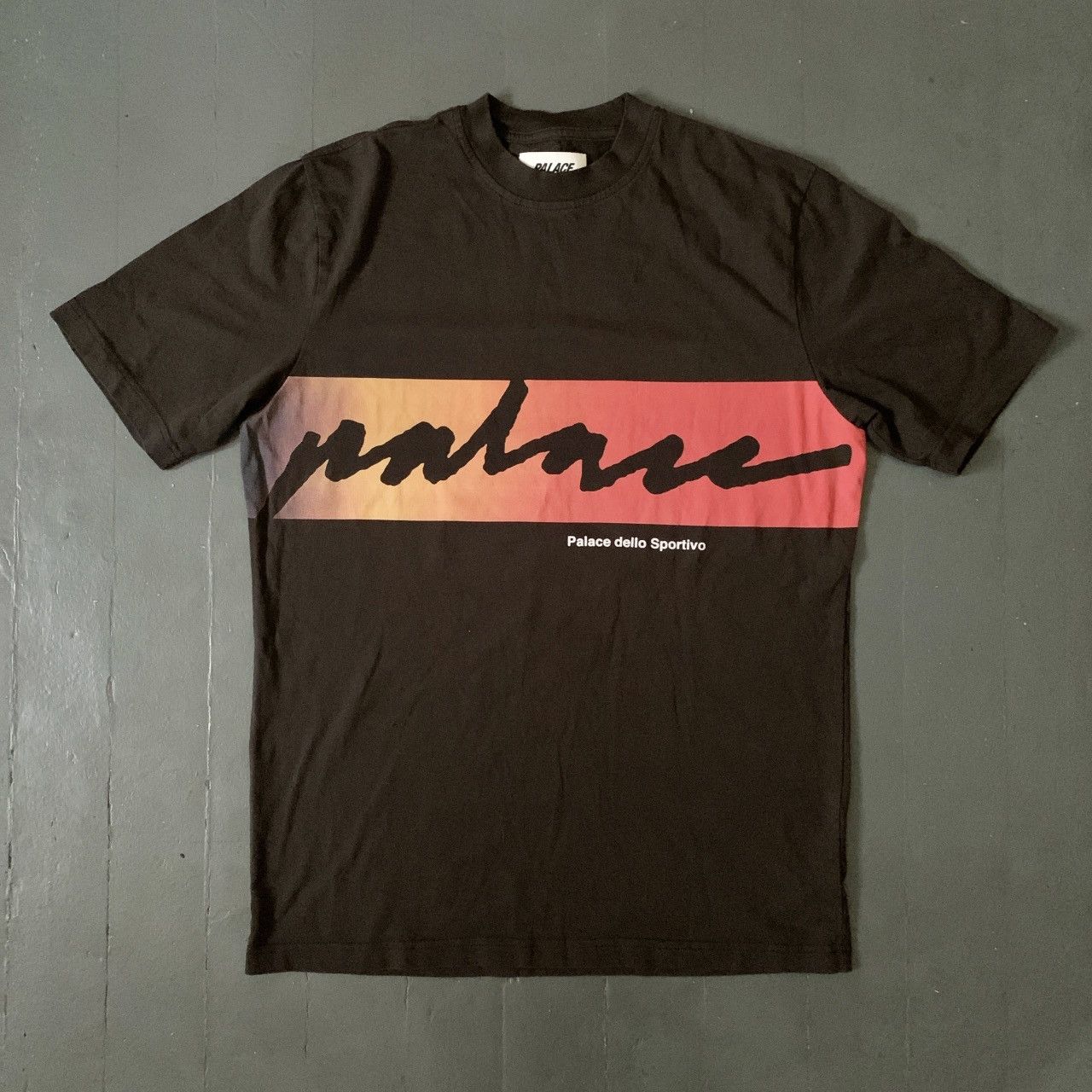 Palace Palace Catch Das Fade shirt size L Size US L / EU 52-54 / 3 - 1 Thumbnail