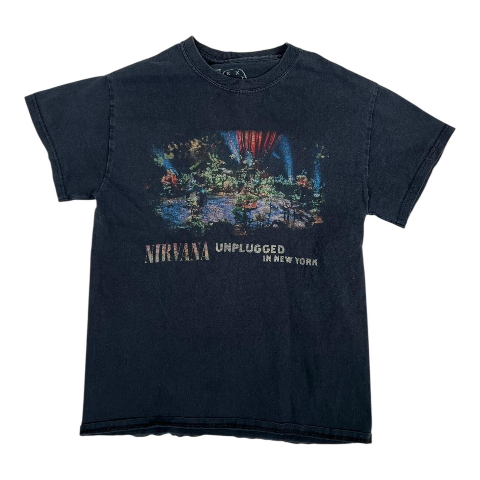 Nirvana Nirvana T-Shirt Size Small Black Unplugged In New York MTV R Size US S / EU 44-46 / 1 - 2 Thumbnail