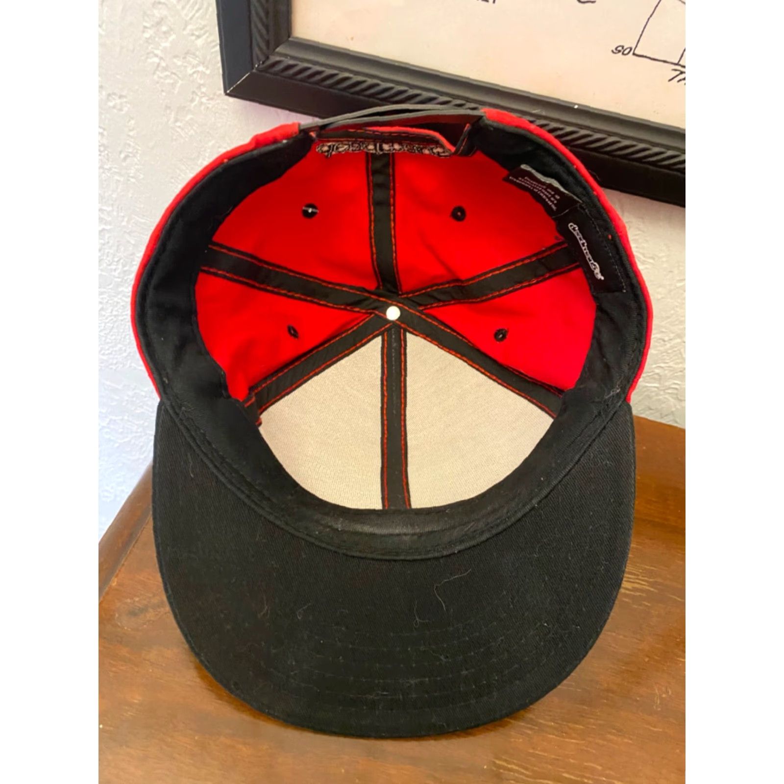 Gloverall deadmau5 Embroidered All over Logo Flat Bill Cap Hat SnapBack Mens Adjustable Red Baseball Cap Music 100% Cotton Thick Embroidered Logo Shirt None Size ONE SIZE - 4 Thumbnail