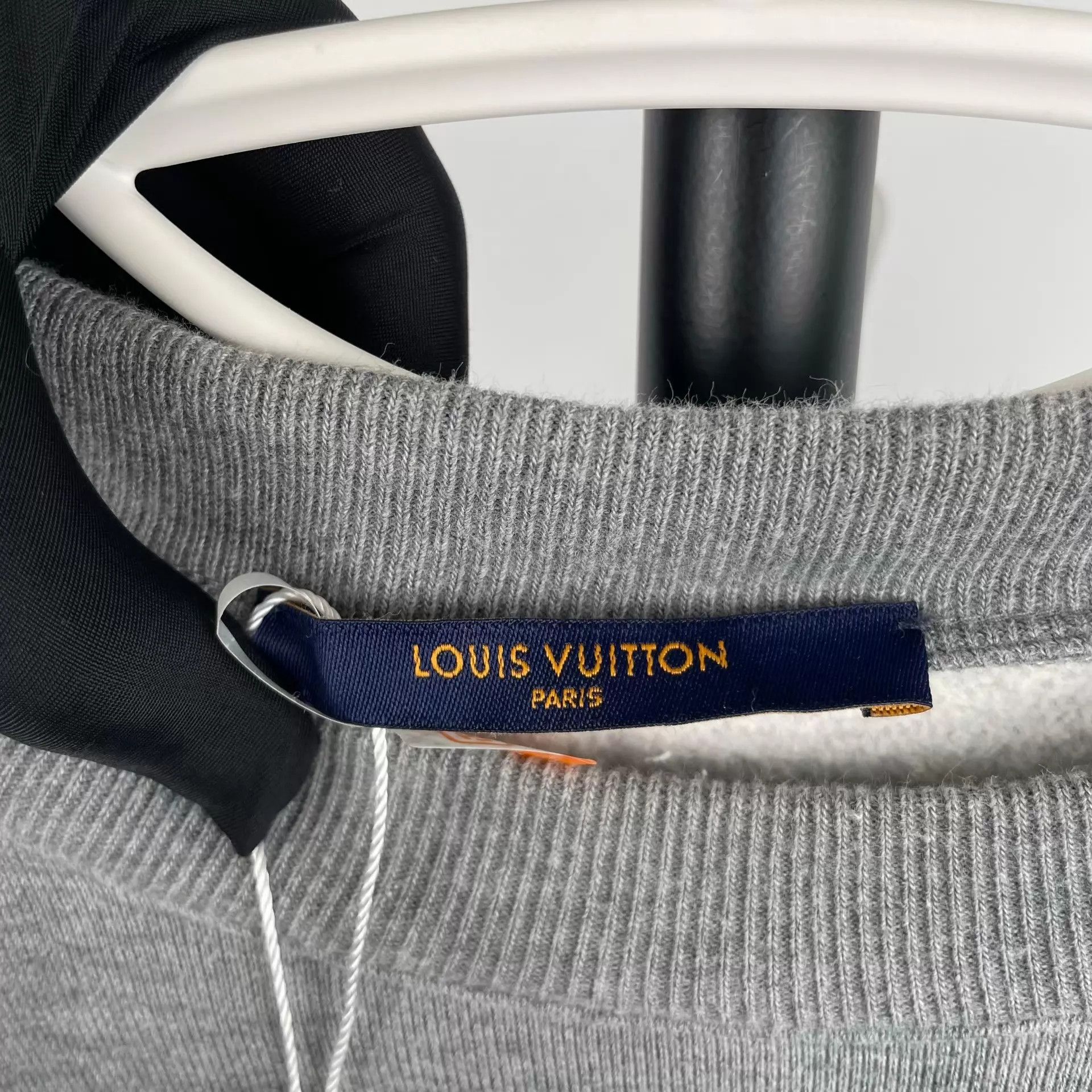Louis Vuitton LV crewneck sweatshirt gray size S Size US S / EU 44-46 / 1 - 4 Thumbnail