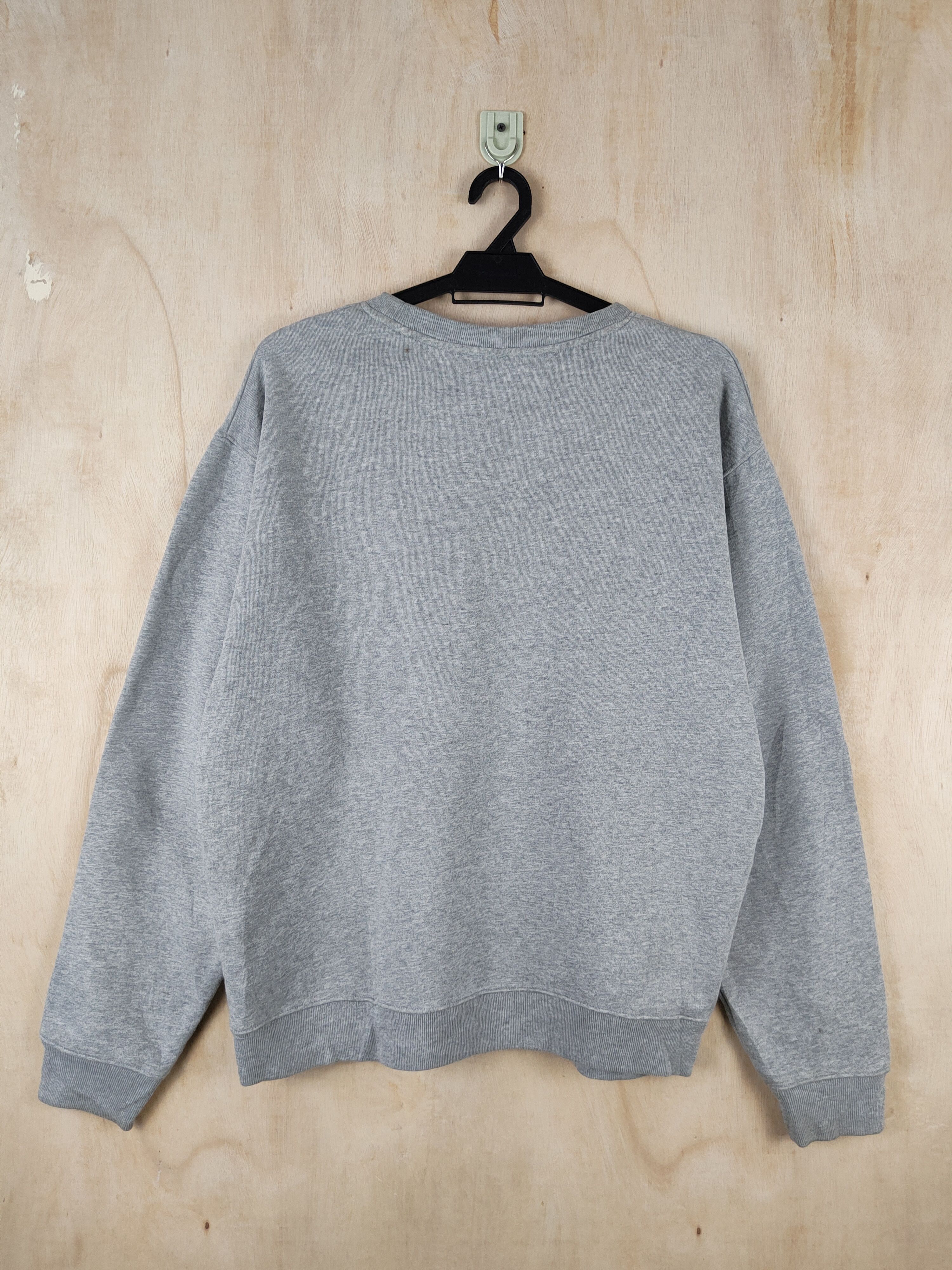 Universal Studios Beams X E.T Universal studio movie Sweatshirts #S2567 Size US L / EU 52-54 / 3 - 9 Thumbnail