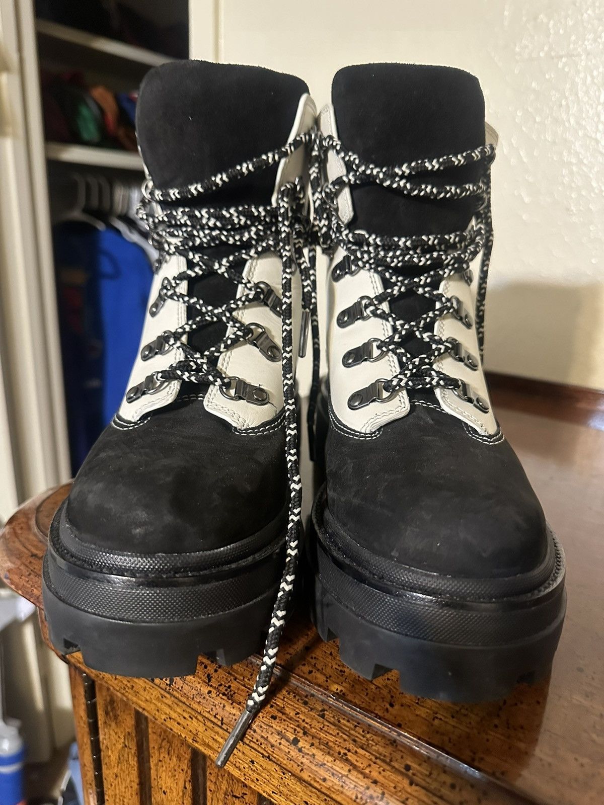 Tory Burch × Vintage Tory Burch woman’s hiking boots size 9m Size US 9 / IT 39 - 2 Thumbnail