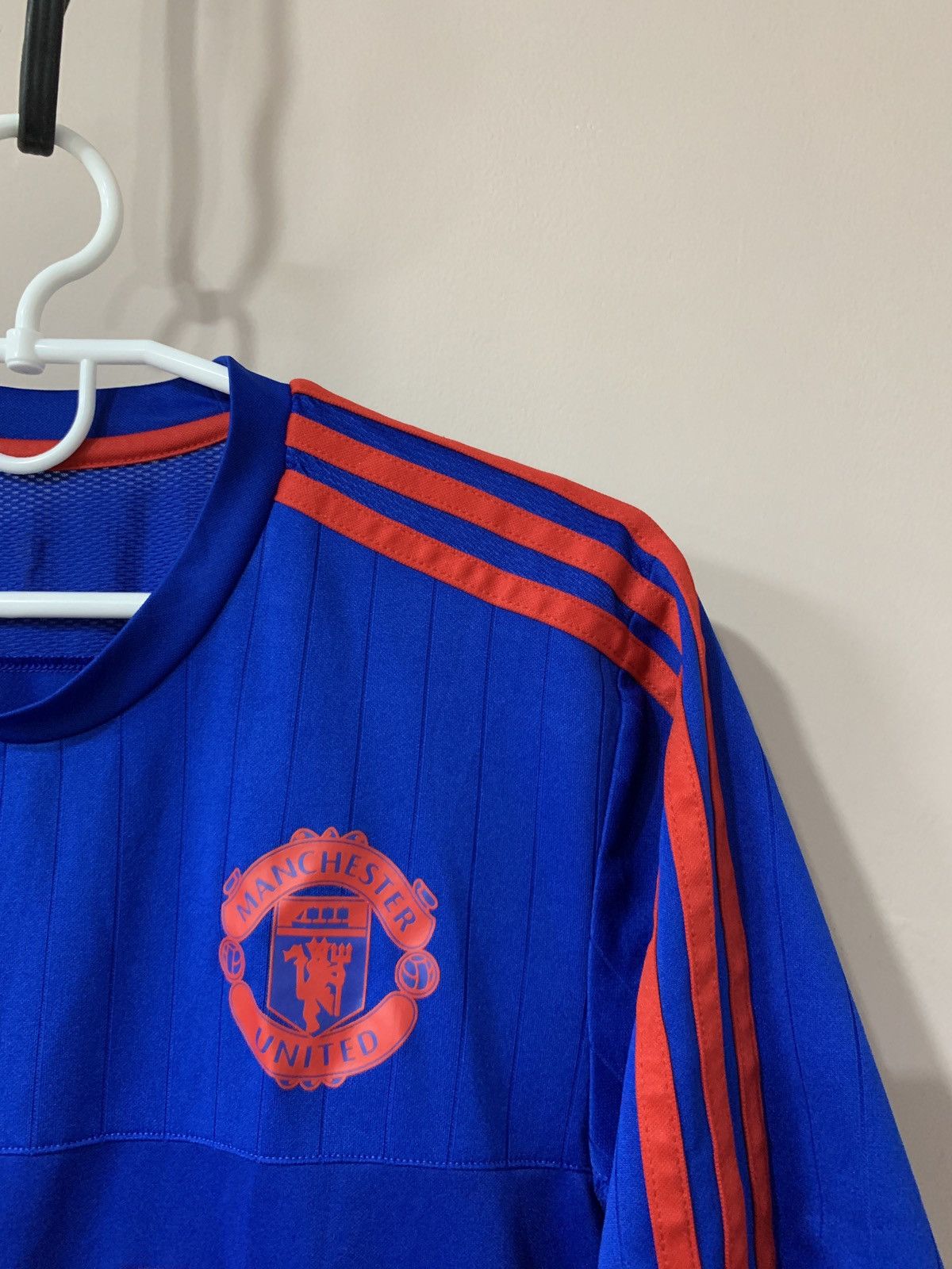 Adidas Manchester United 2015 Training Football Shirt Adidas Soccer Size US M / EU 48-50 / 2 - 6 Thumbnail